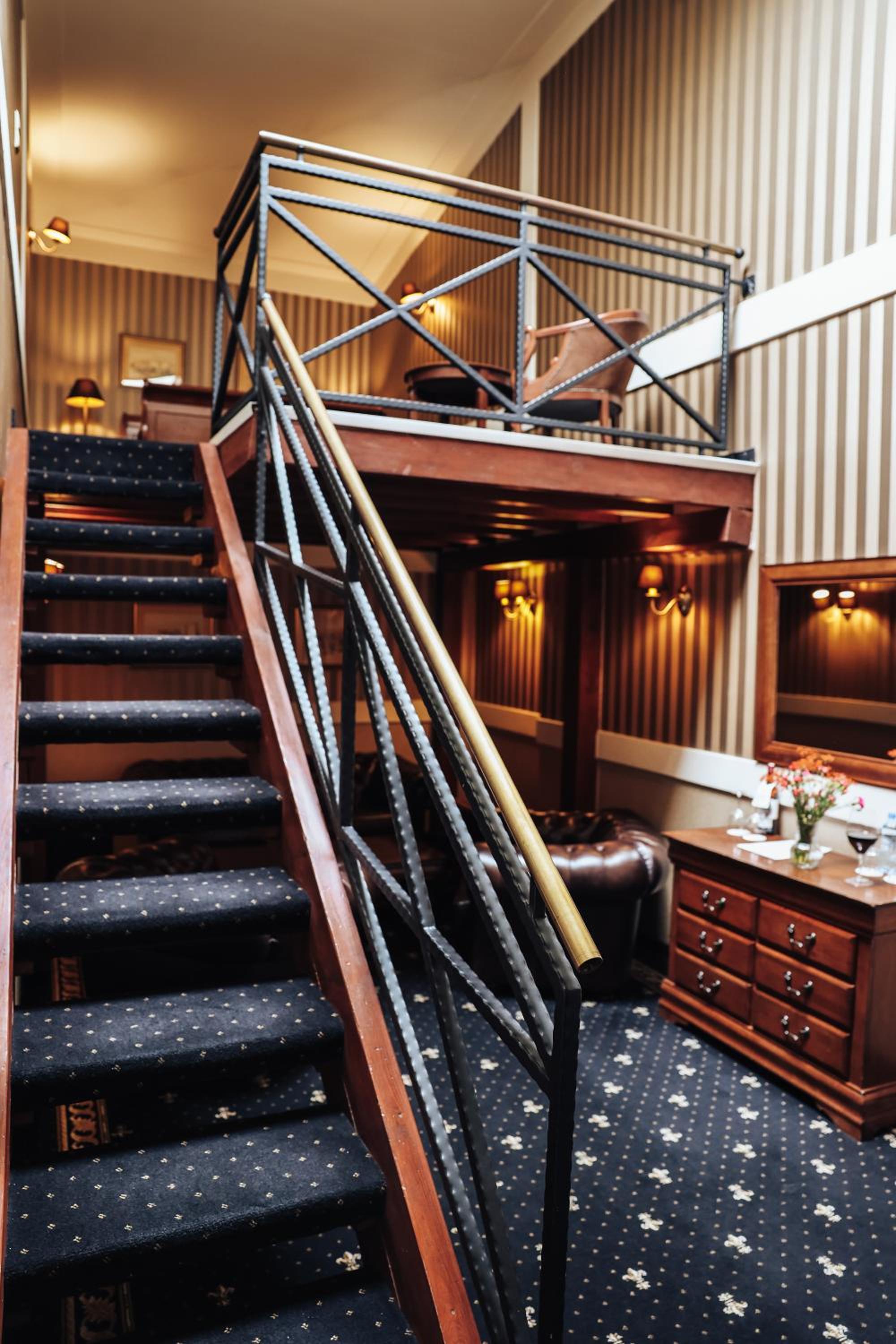 Suite - Photo 2