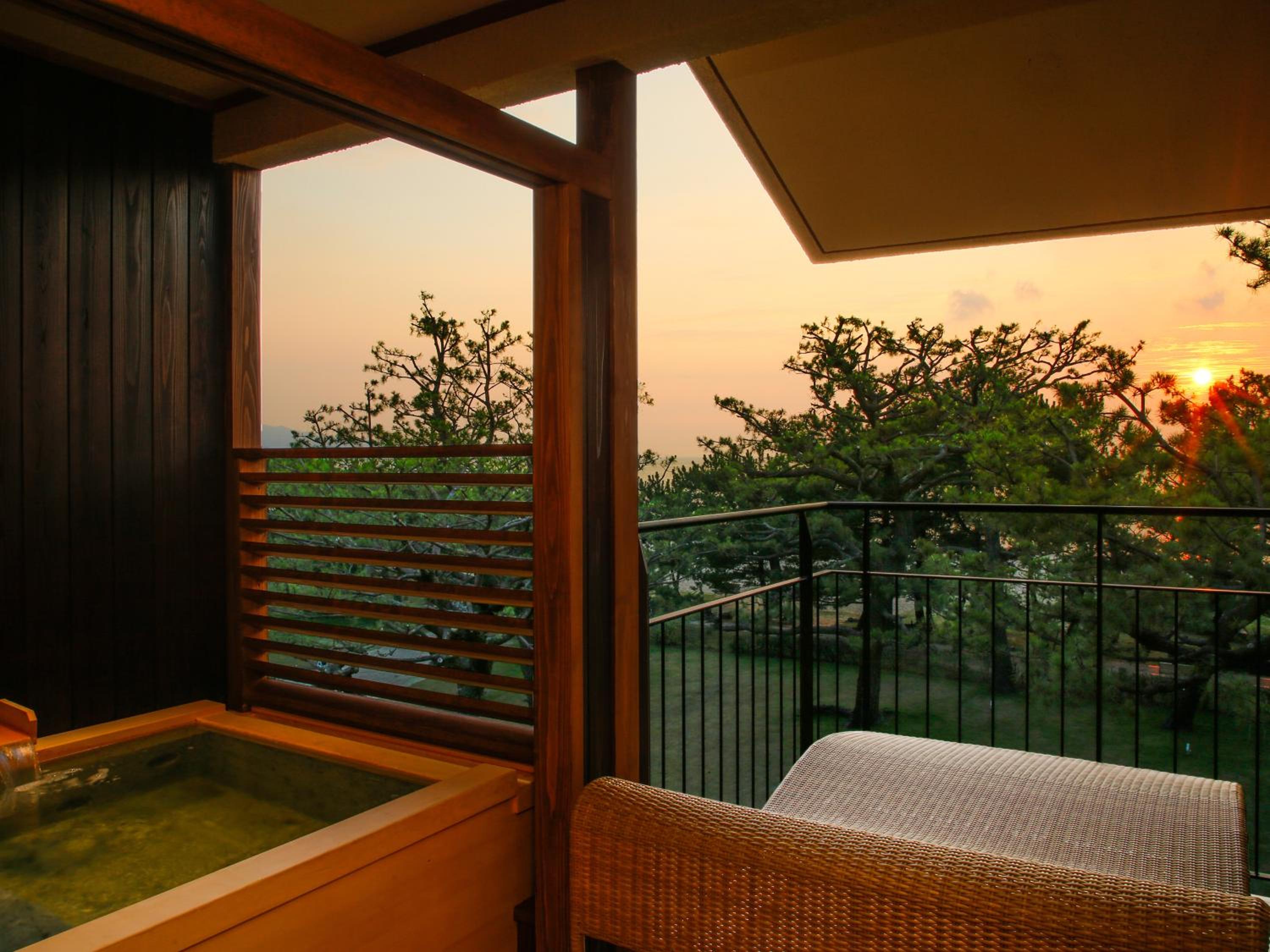 Japanese-Western Room with open-air bath TYPE D - Non-Smoking (2nd Floor) - Photo 2
