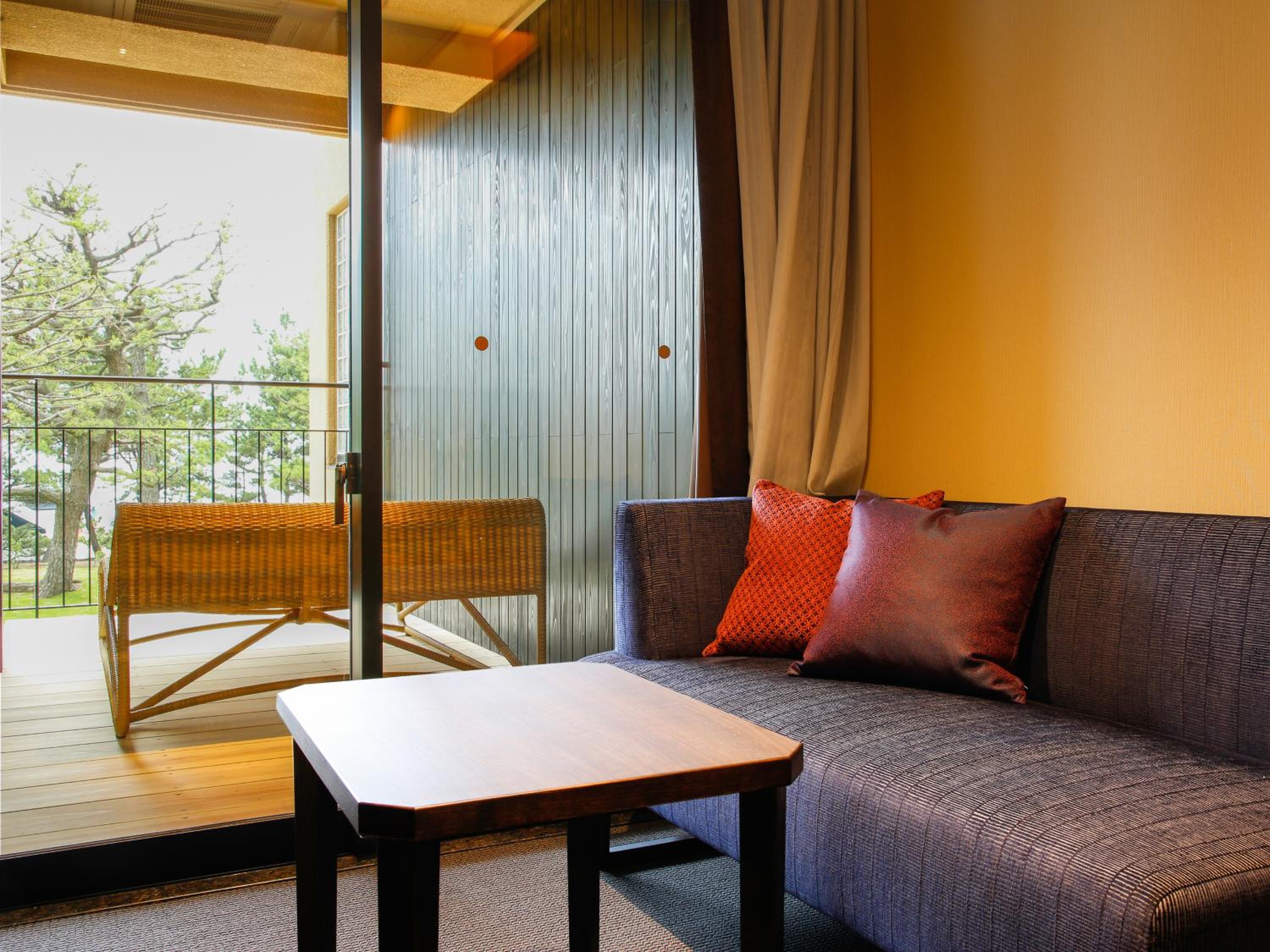 Japanese-Western Room with open-air bath TYPE E - Non-Smoking (2nd Floor) - Photo 1