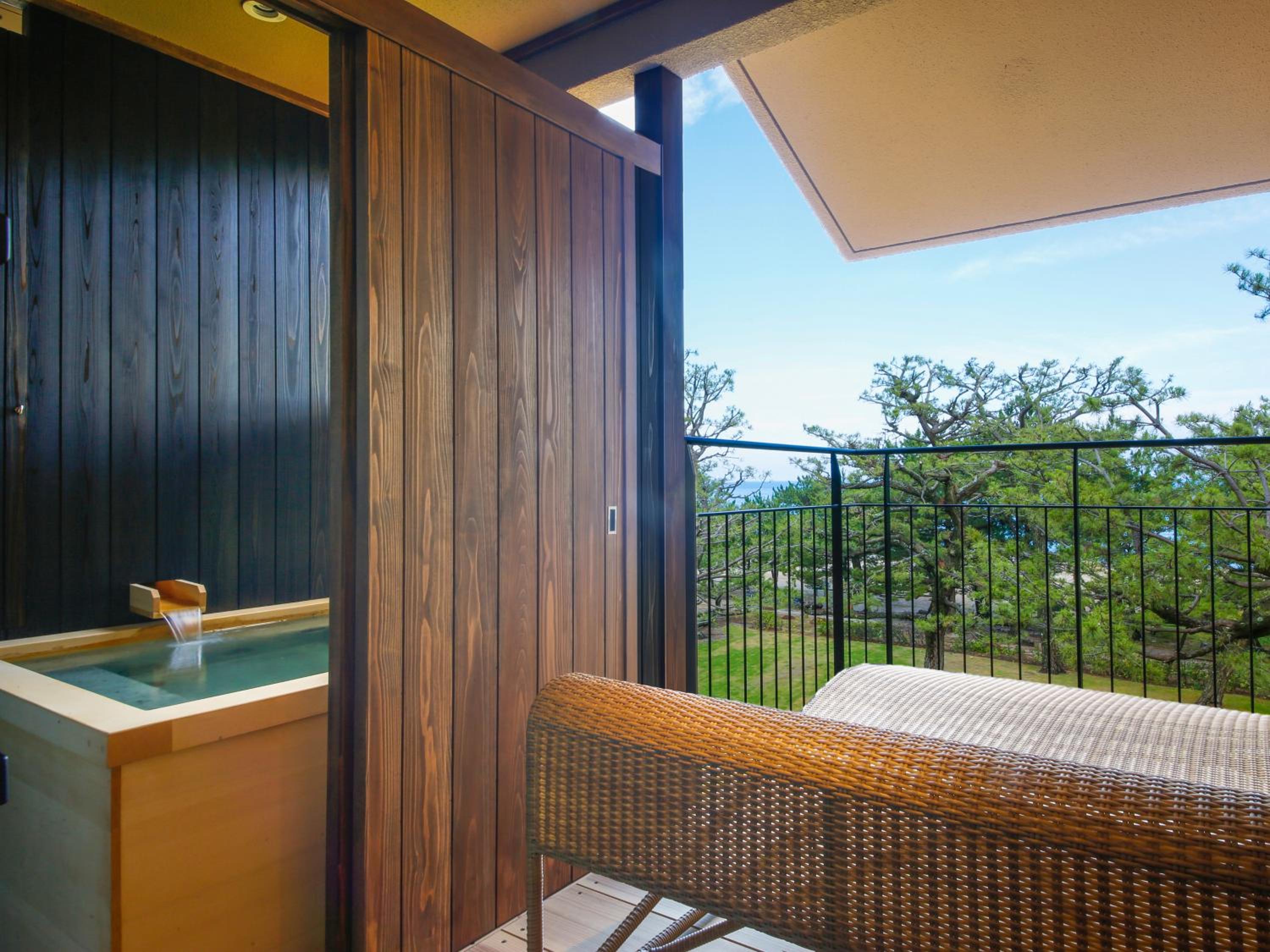 Japanese-Western Room with open-air bath TYPE F - Non-Smoking (2nd-3rd Floor) - Photo 3