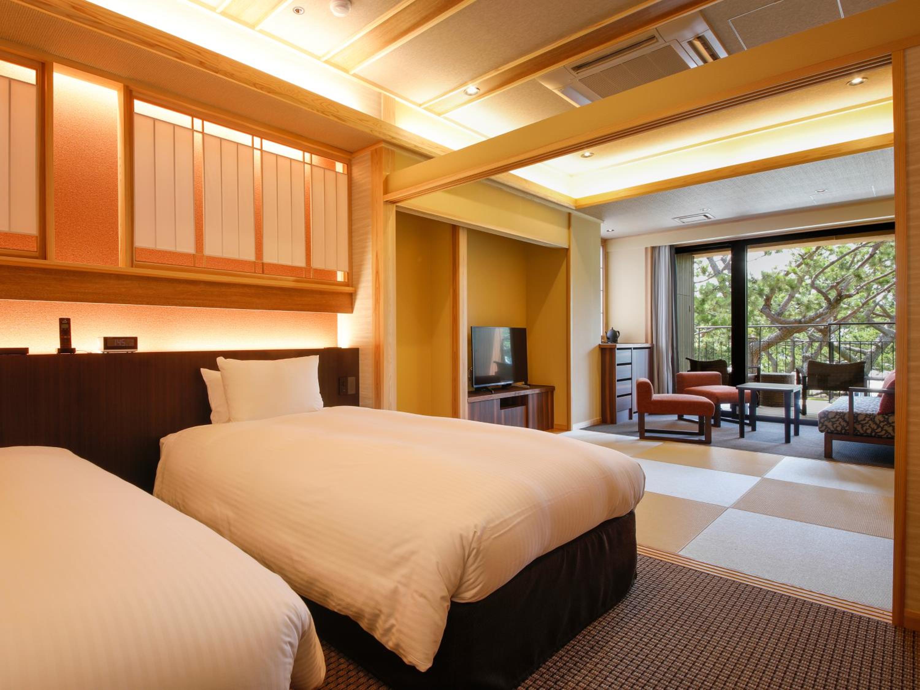 Japanese-Western Room with open-air bath TYPE H - Non-Smoking (2nd Floor) - Photo 1