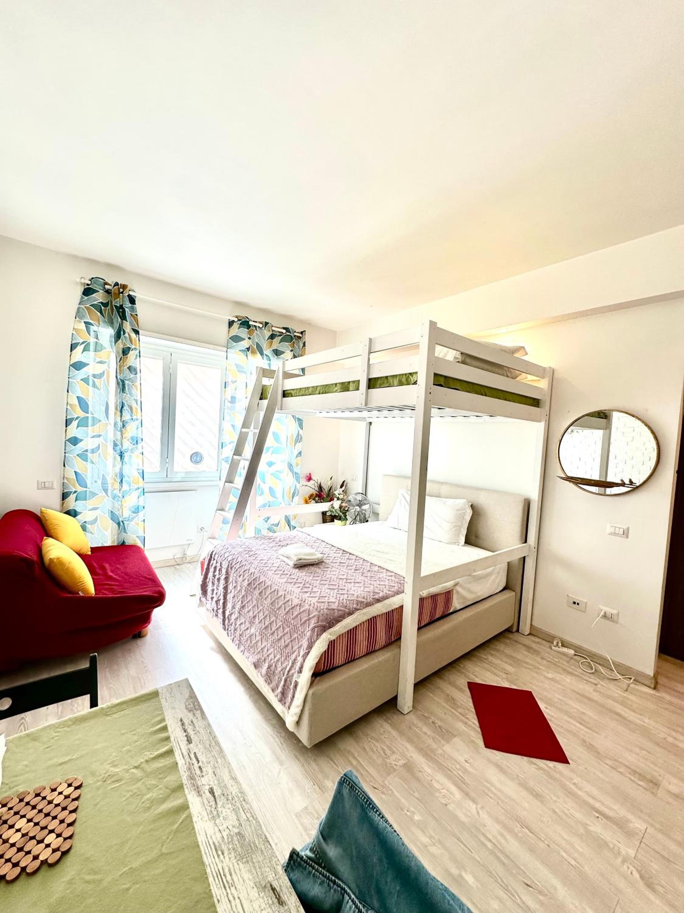 One-Bedroom Apartment