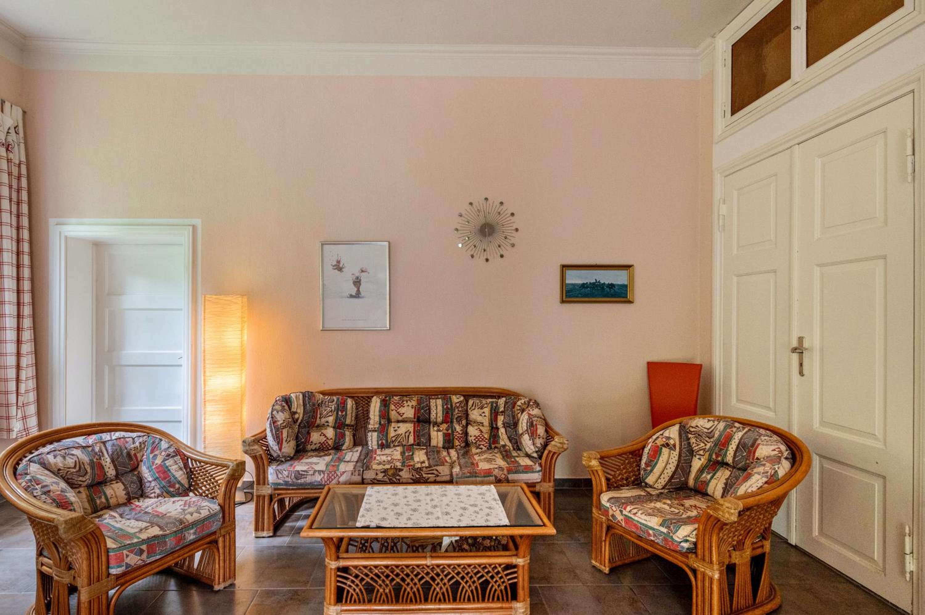 Three-Bedroom Superior Apartment