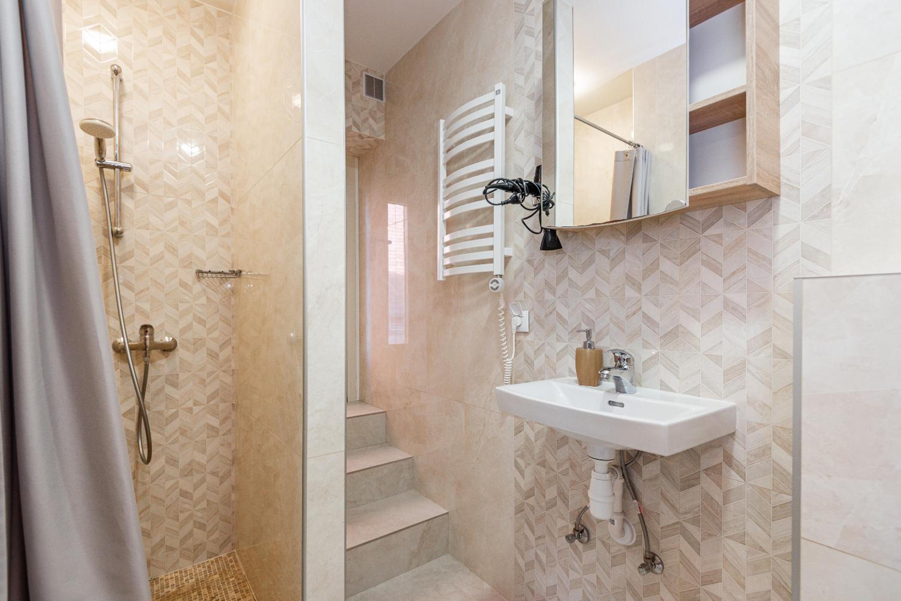 Twin Room with Shower photo 3