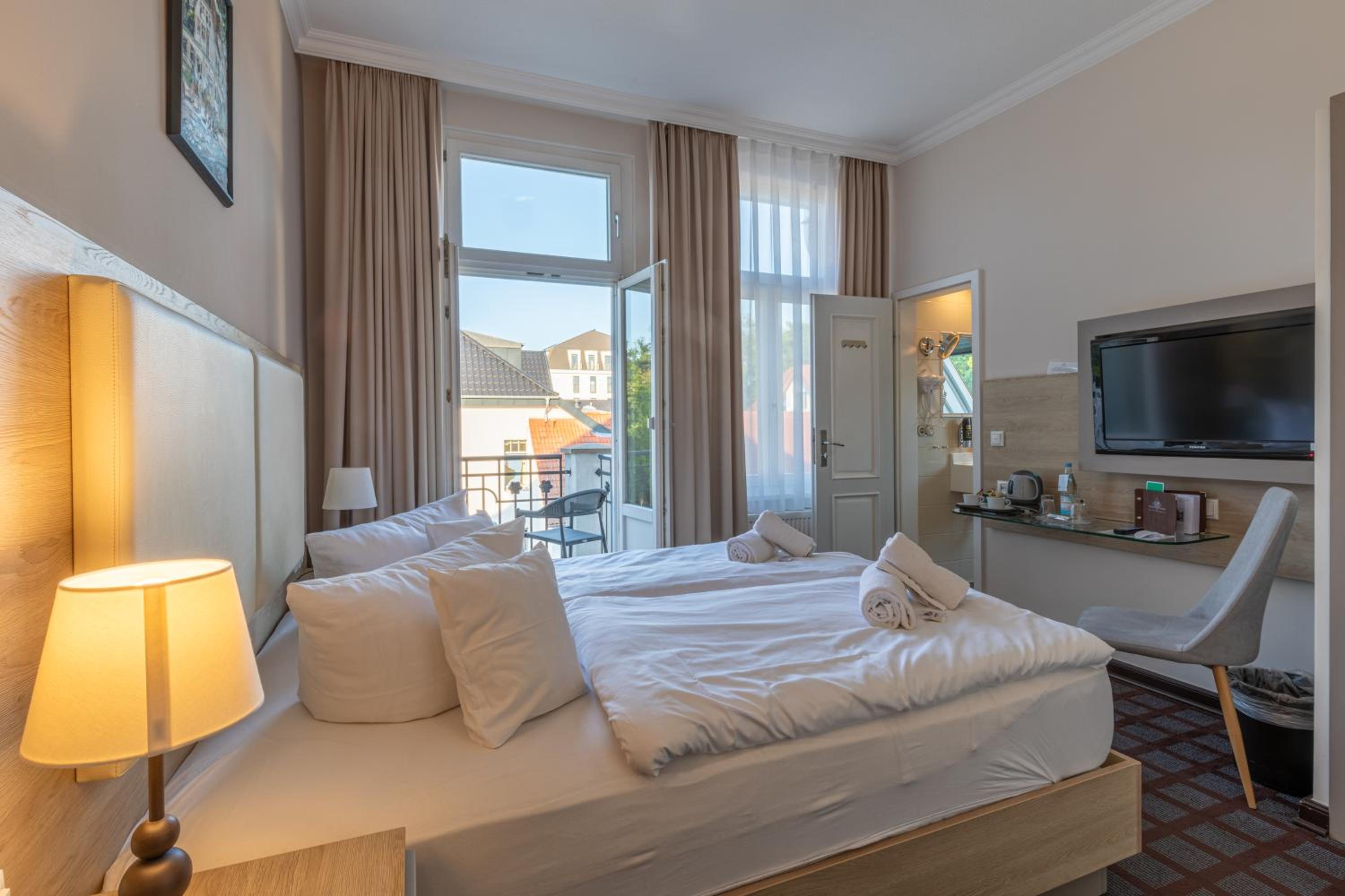 Double Room photo 3
