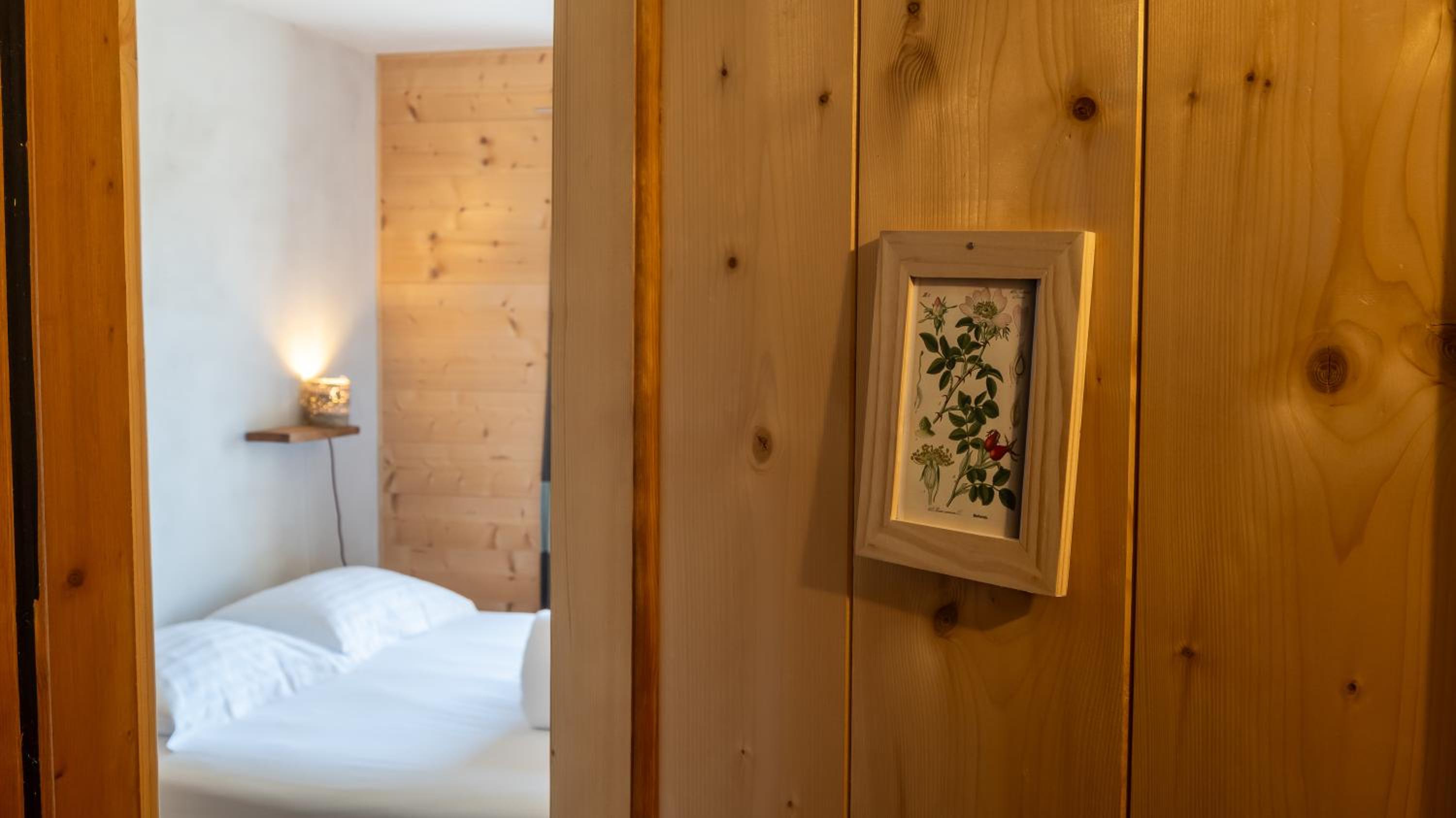 Double Room with Private Bathroom - Photo 1