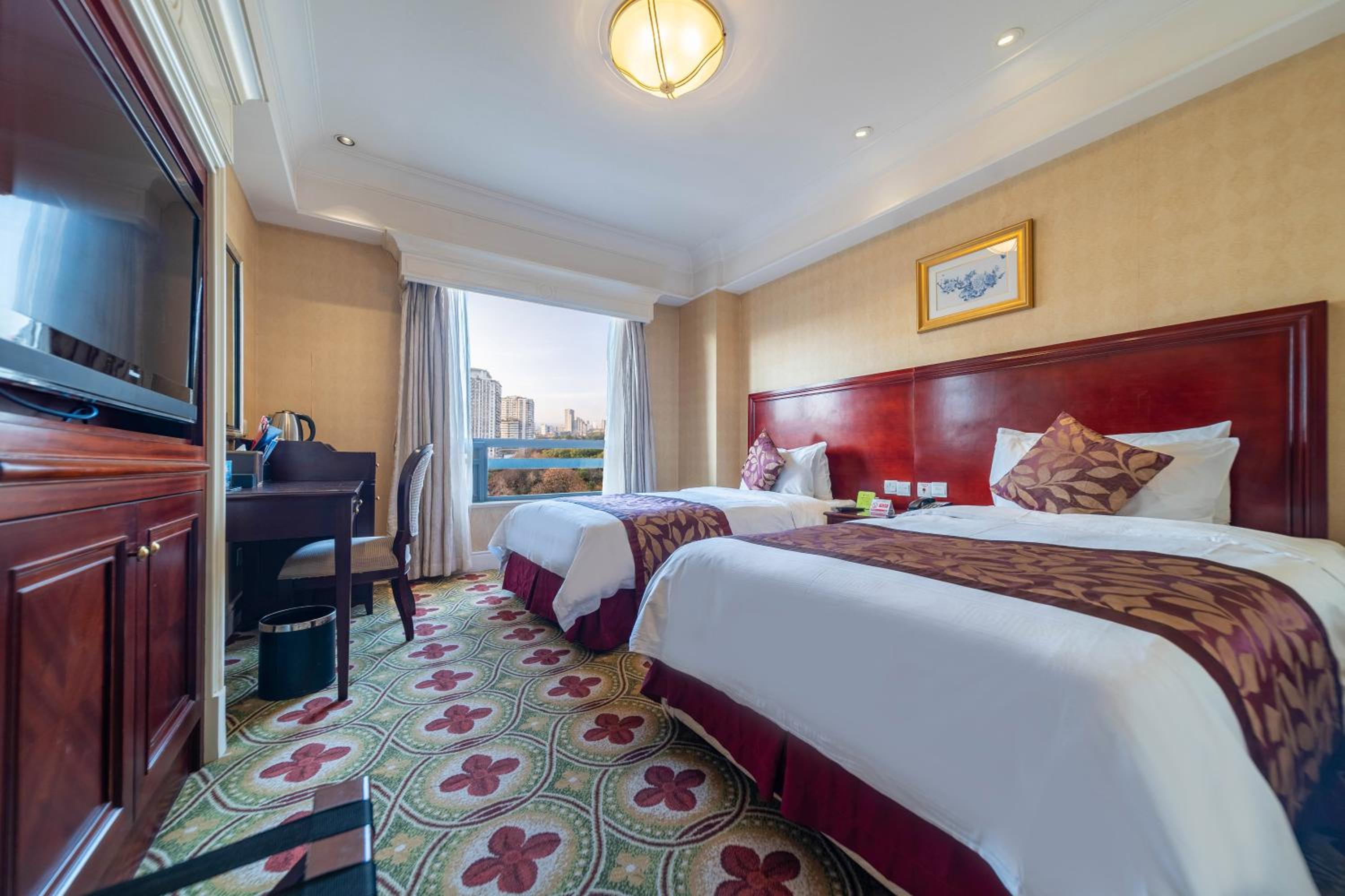 Deluxe Twin Room - Non-Smoking - Photo 1
