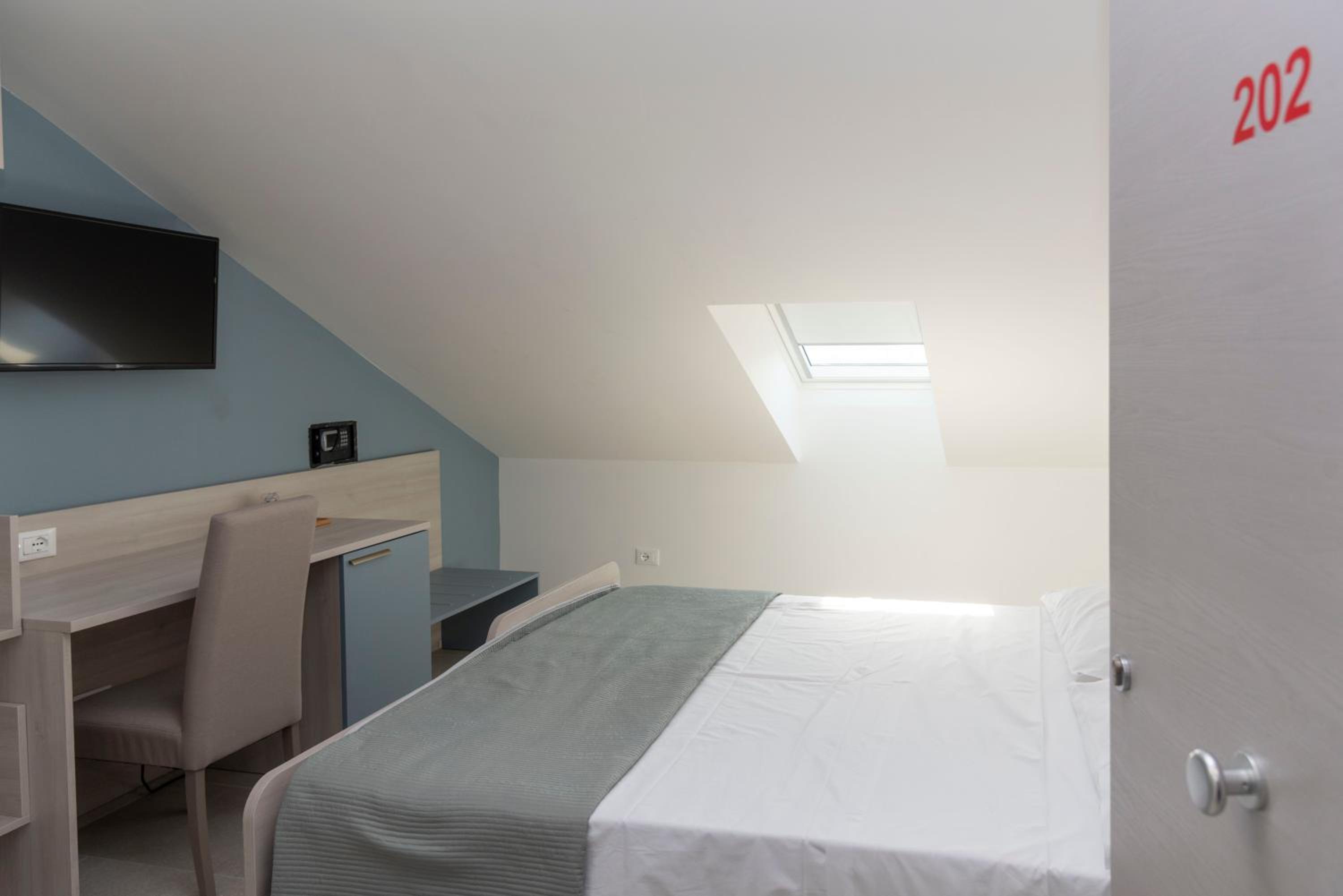 Double Room with Private Bathroom photo 2