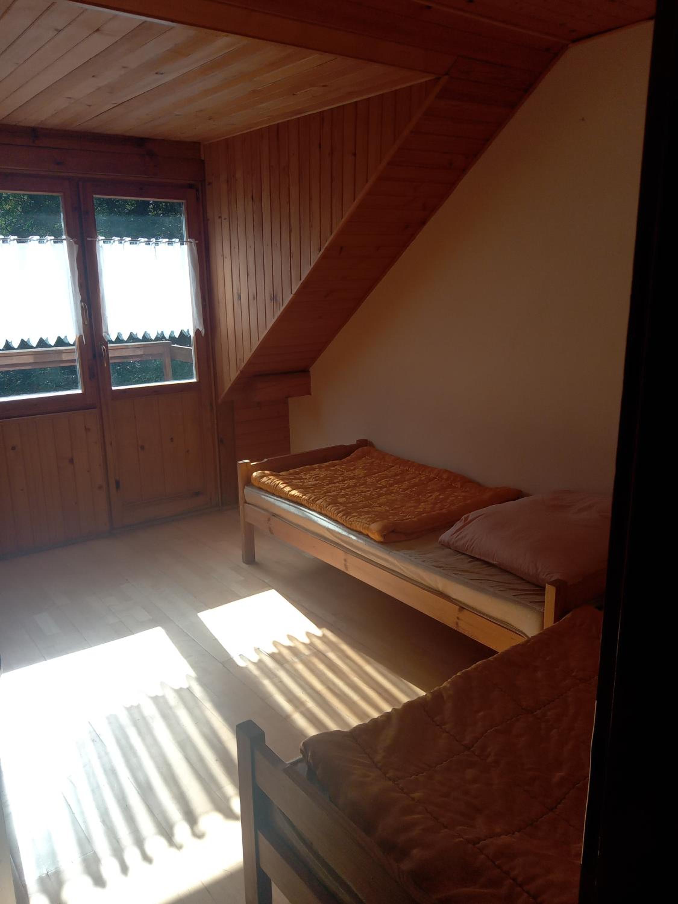 Three-Bedroom House photo 3