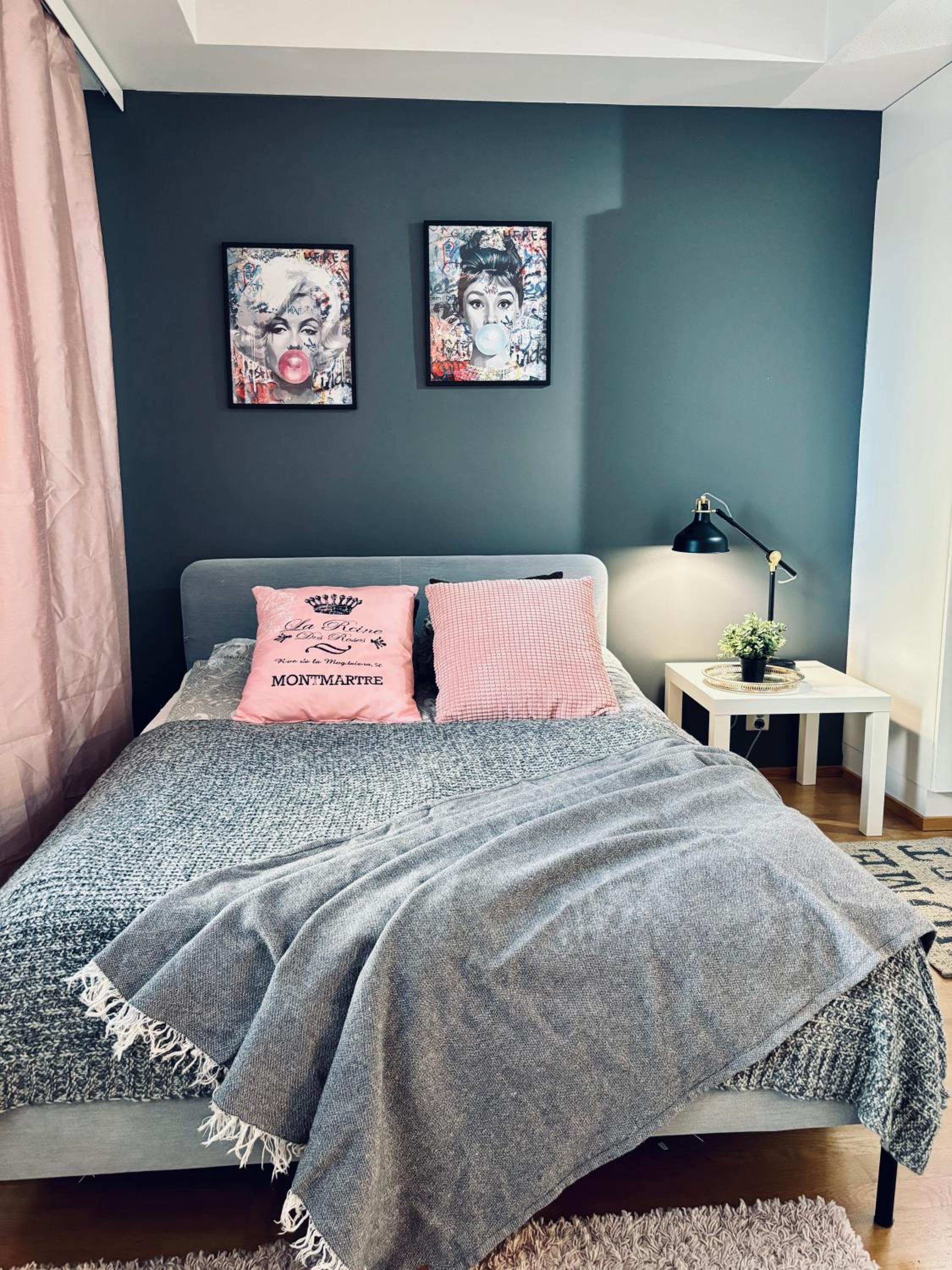 Studio Apartment photo 1