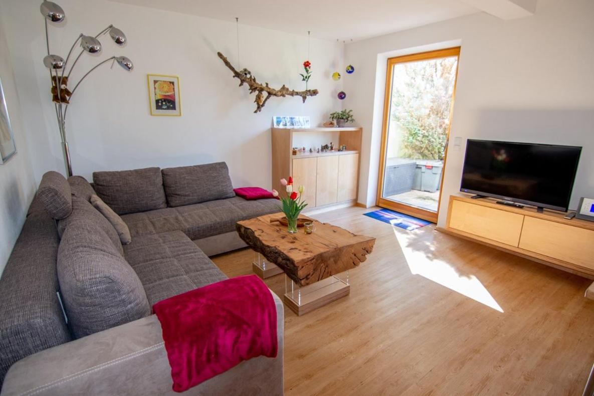 One-Bedroom Apartment with Garden View photo 1