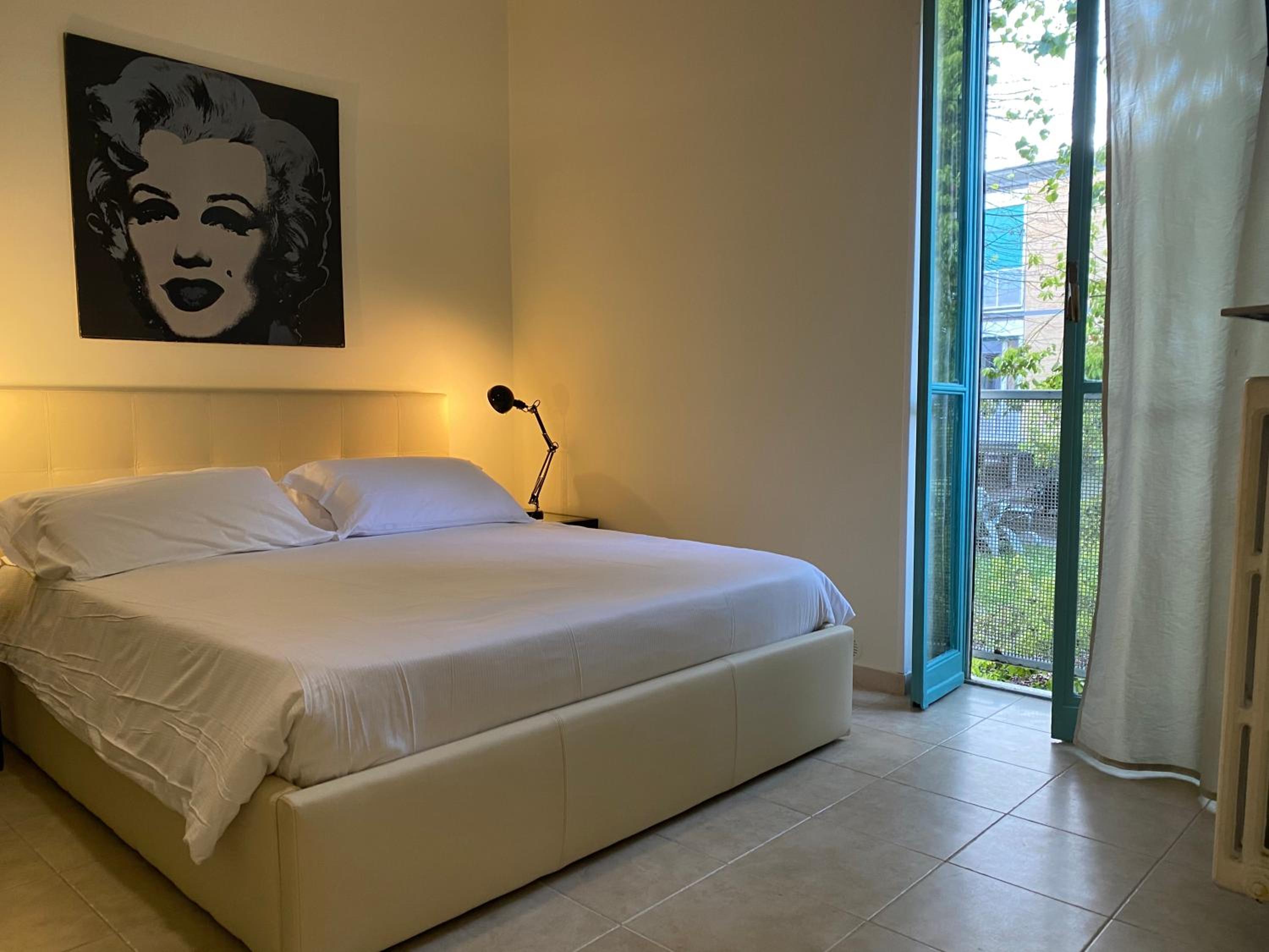 Double Room with Balcony (3 Adults)