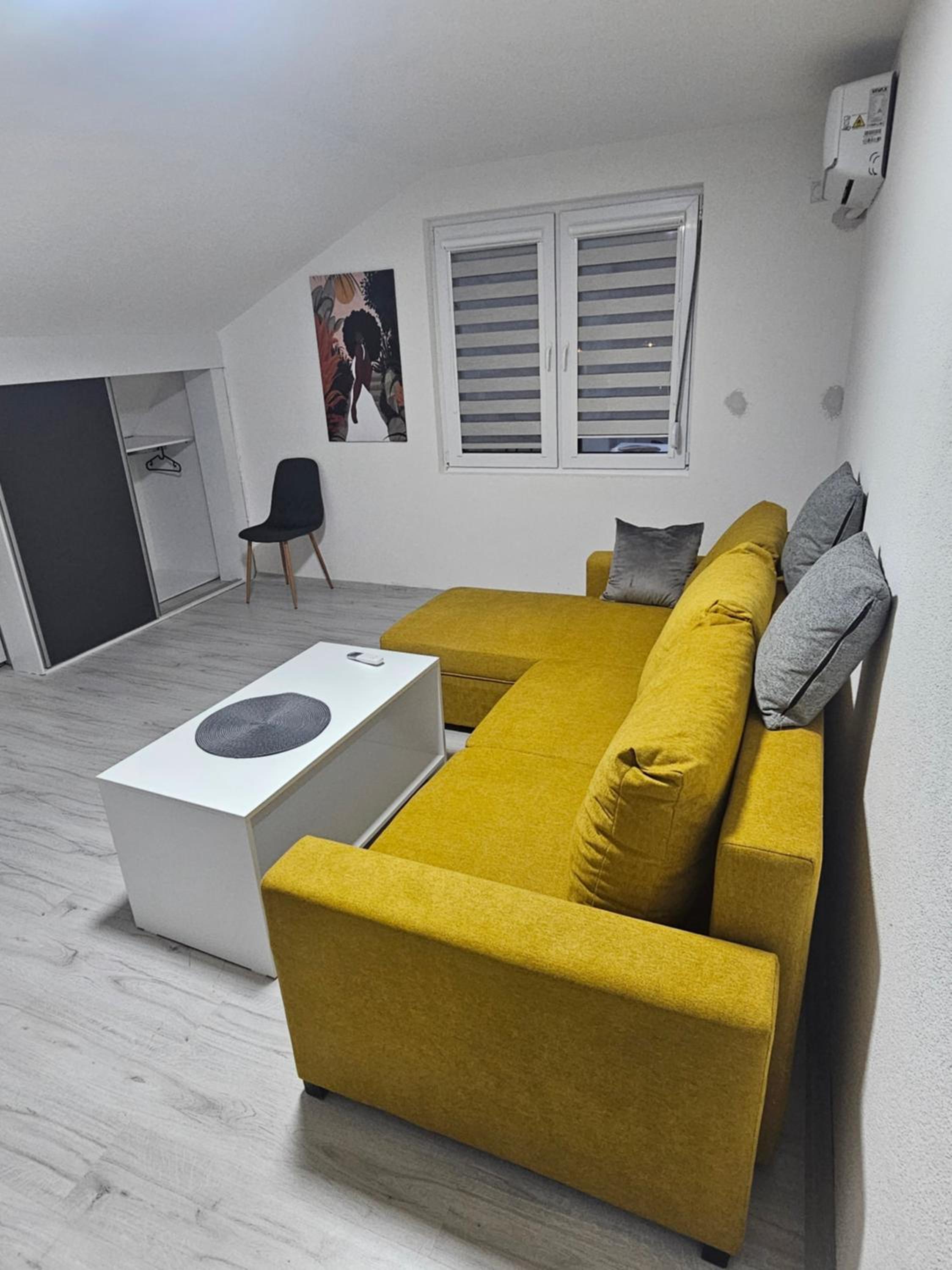 One-Bedroom Apartment - Non-Smoking photo 3