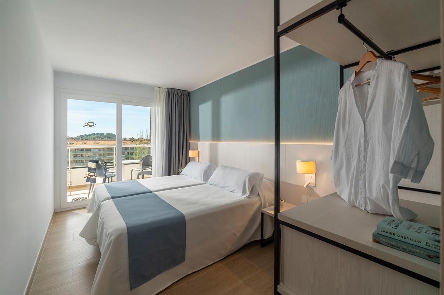 Suite with Pool View