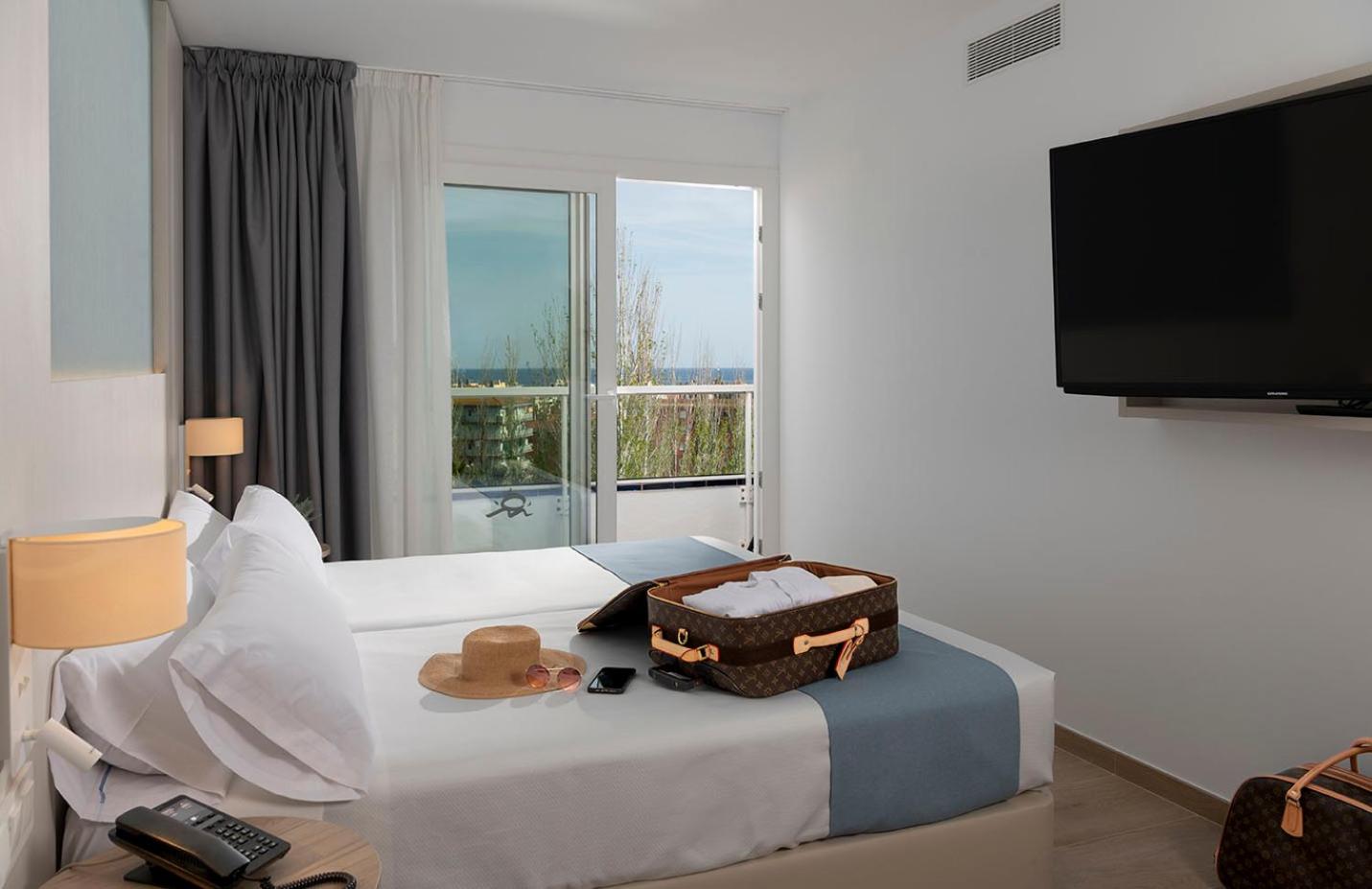Suite with Garden View