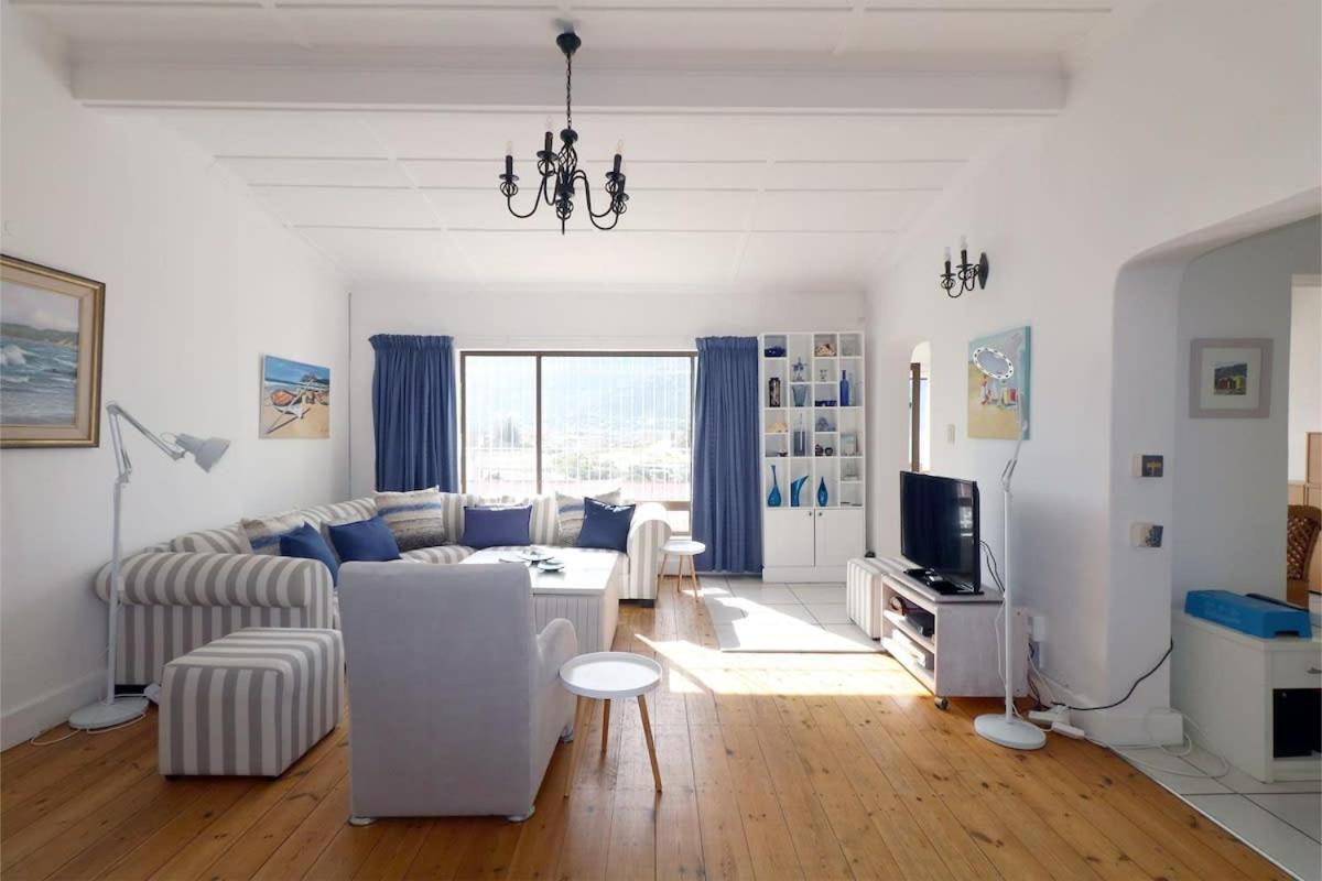Holiday Home photo 1