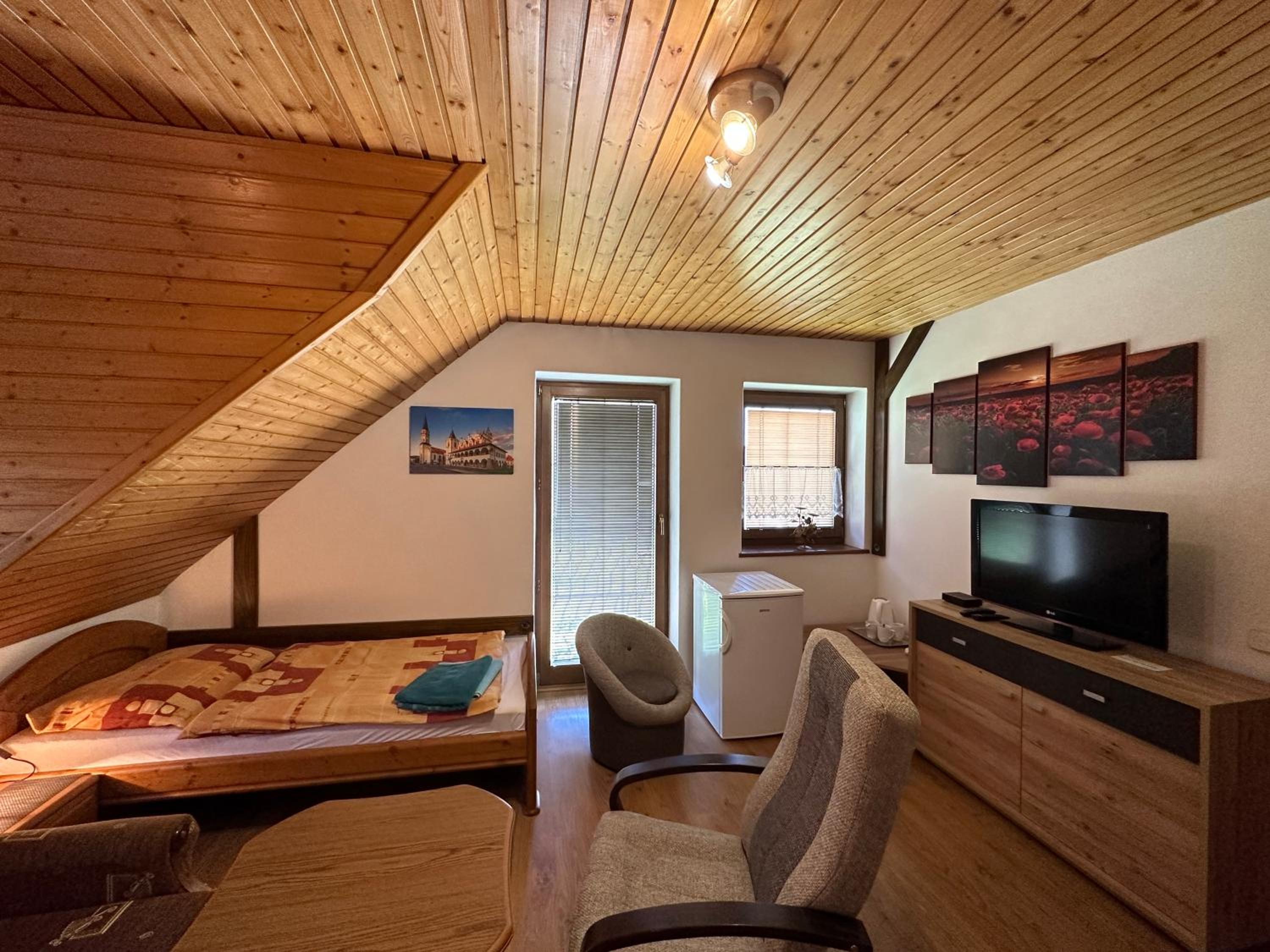 Family Suite with Balcony photo 2