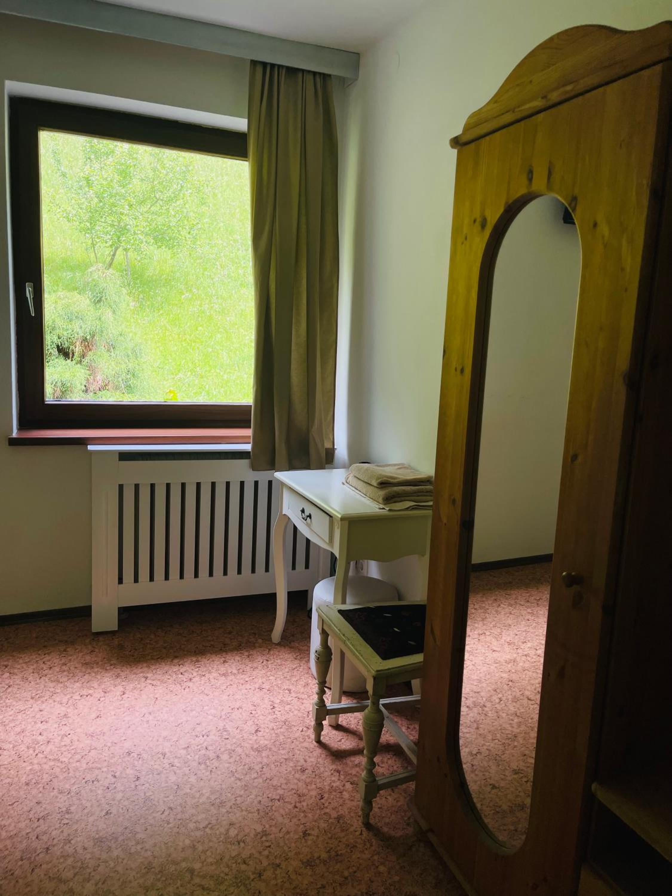 Budget Single Room photo 3