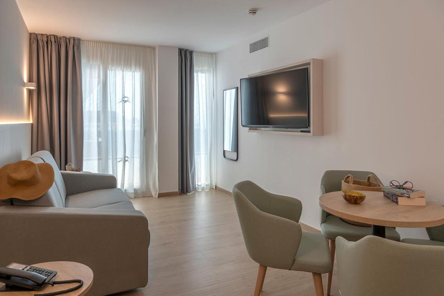 Two-Bedroom Suite