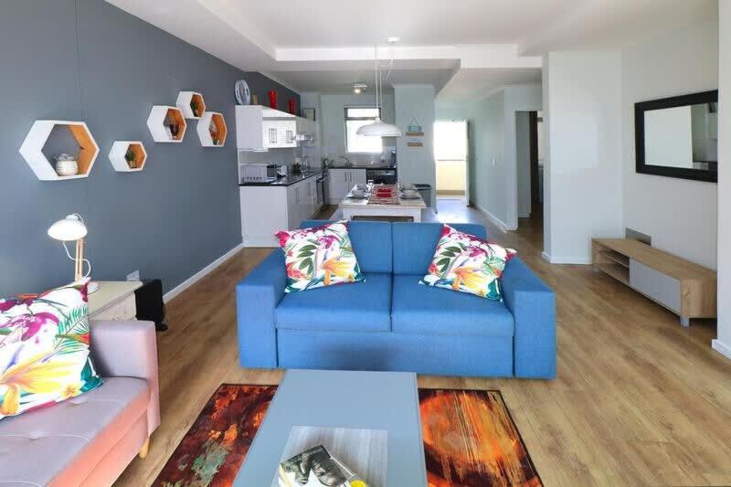 Two-Bedroom Apartment photo 2