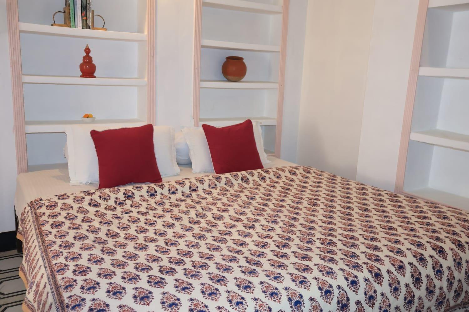 Deluxe Double or Twin Room photo 3