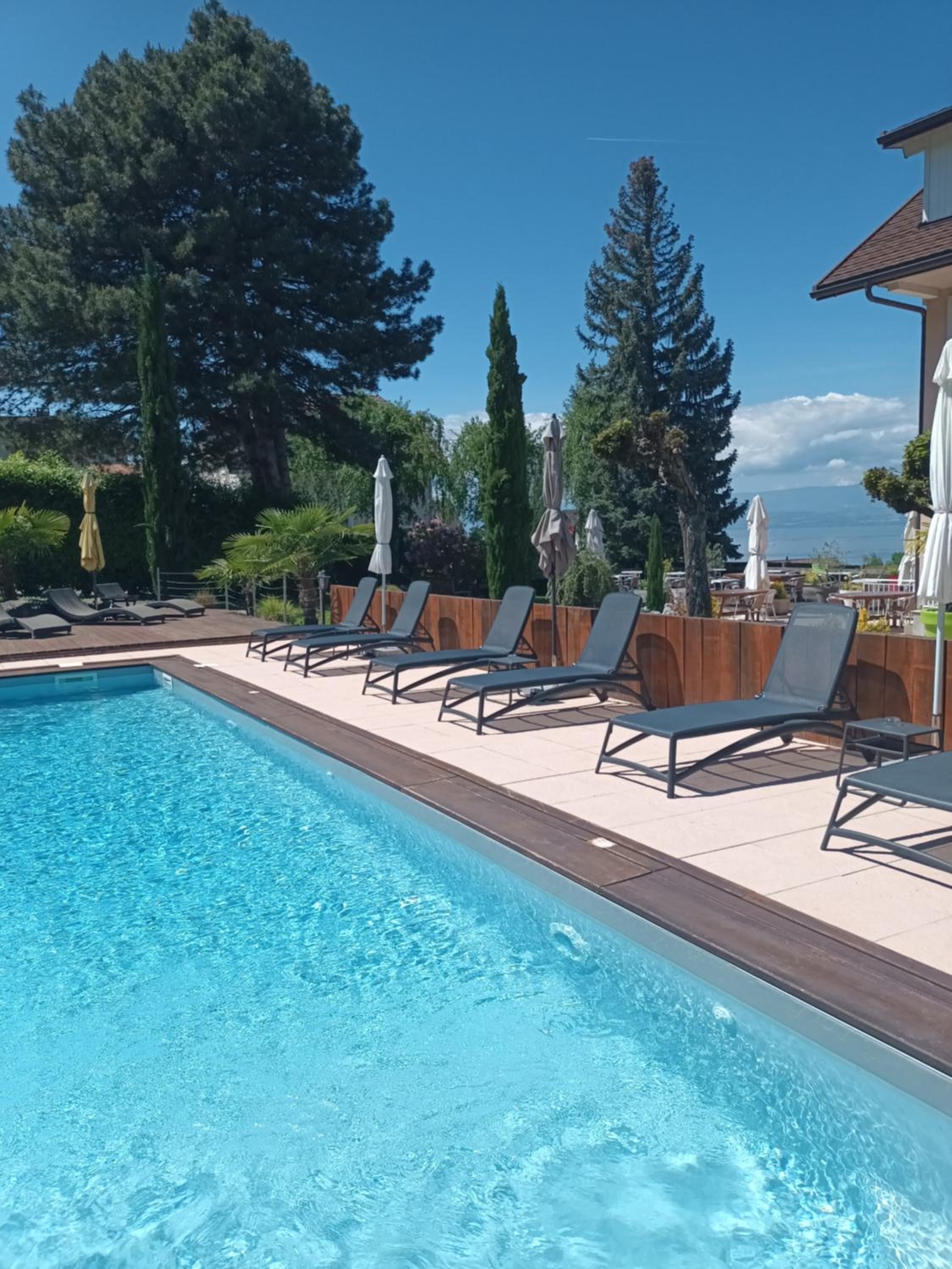 Superior Double Room with Balcony - Lake or Park View photo 2