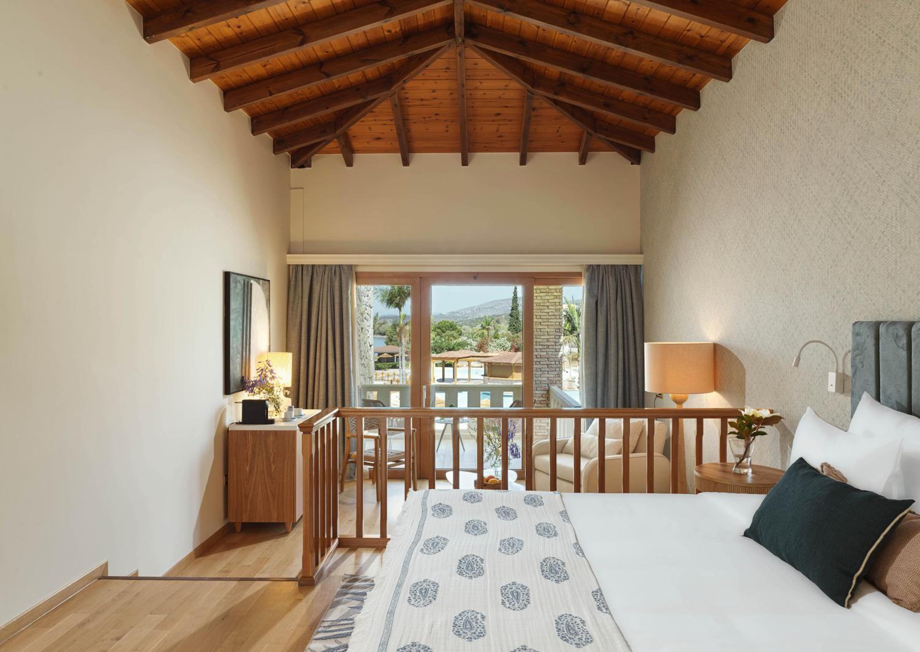 Deluxe Room with Sea View