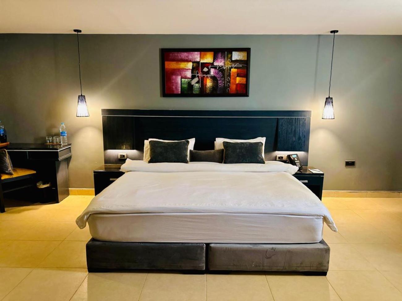 King Room with Mountain View - Photo 1