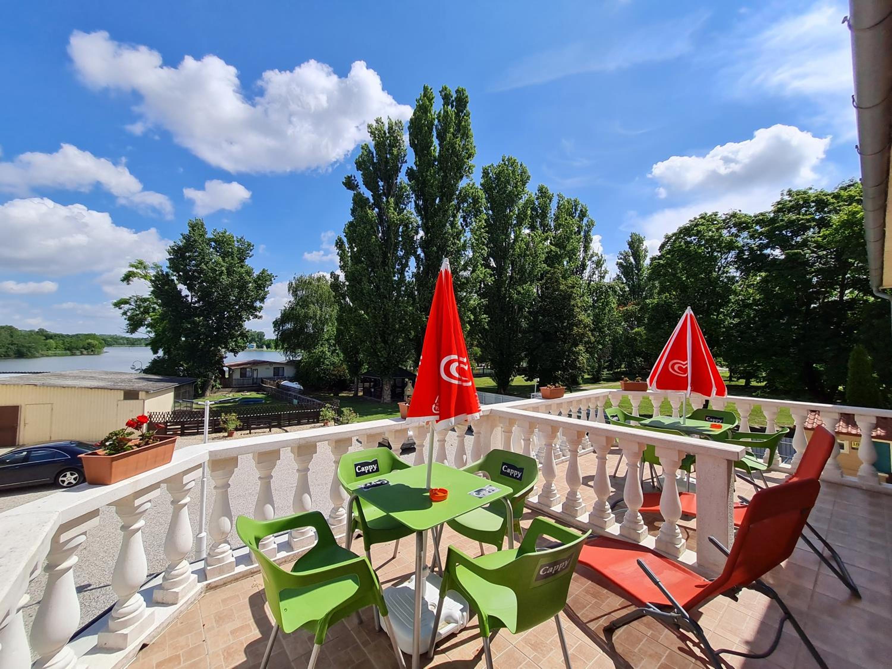 Double Room with Lake View photo 3