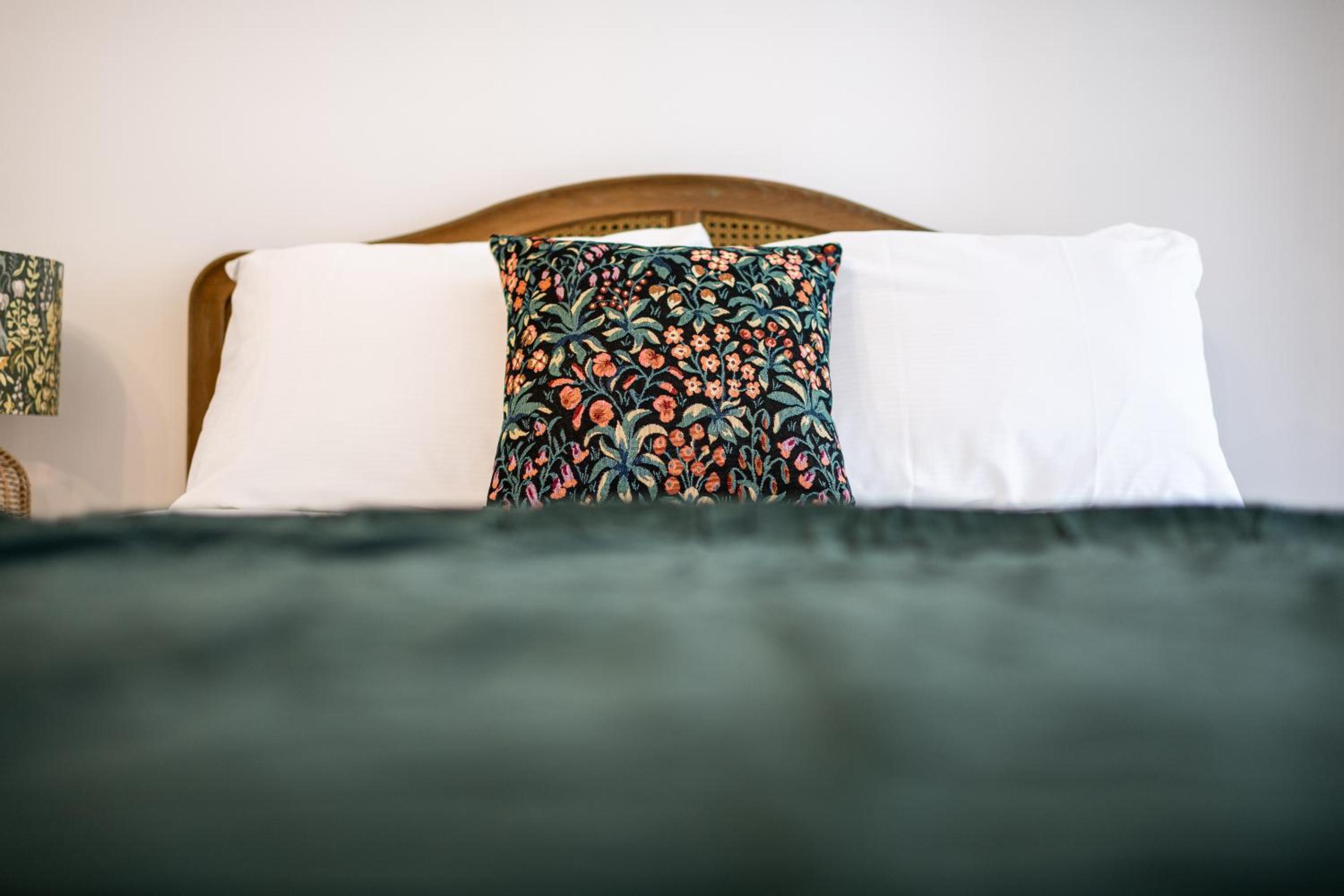 Superior Quadruple Room - Photo 11