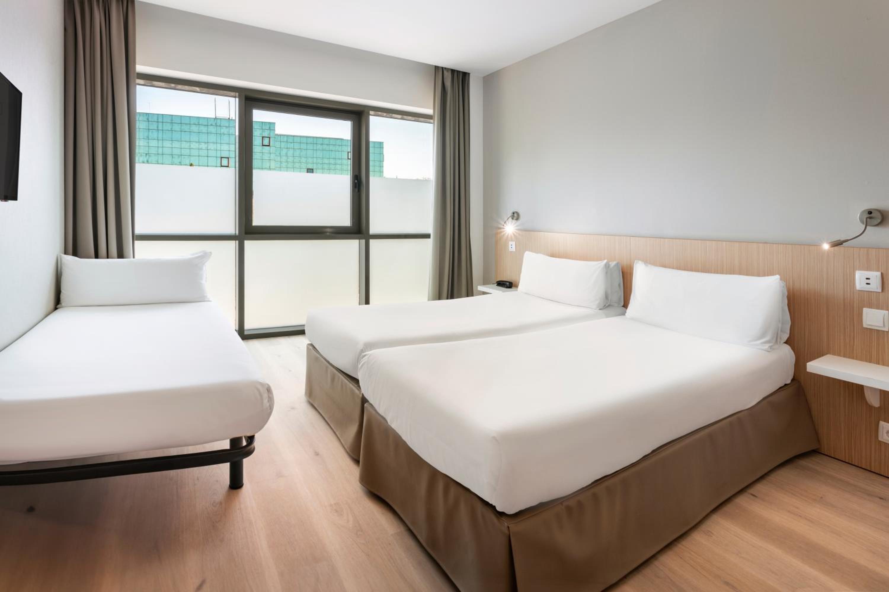 Triple Room - Photo 1