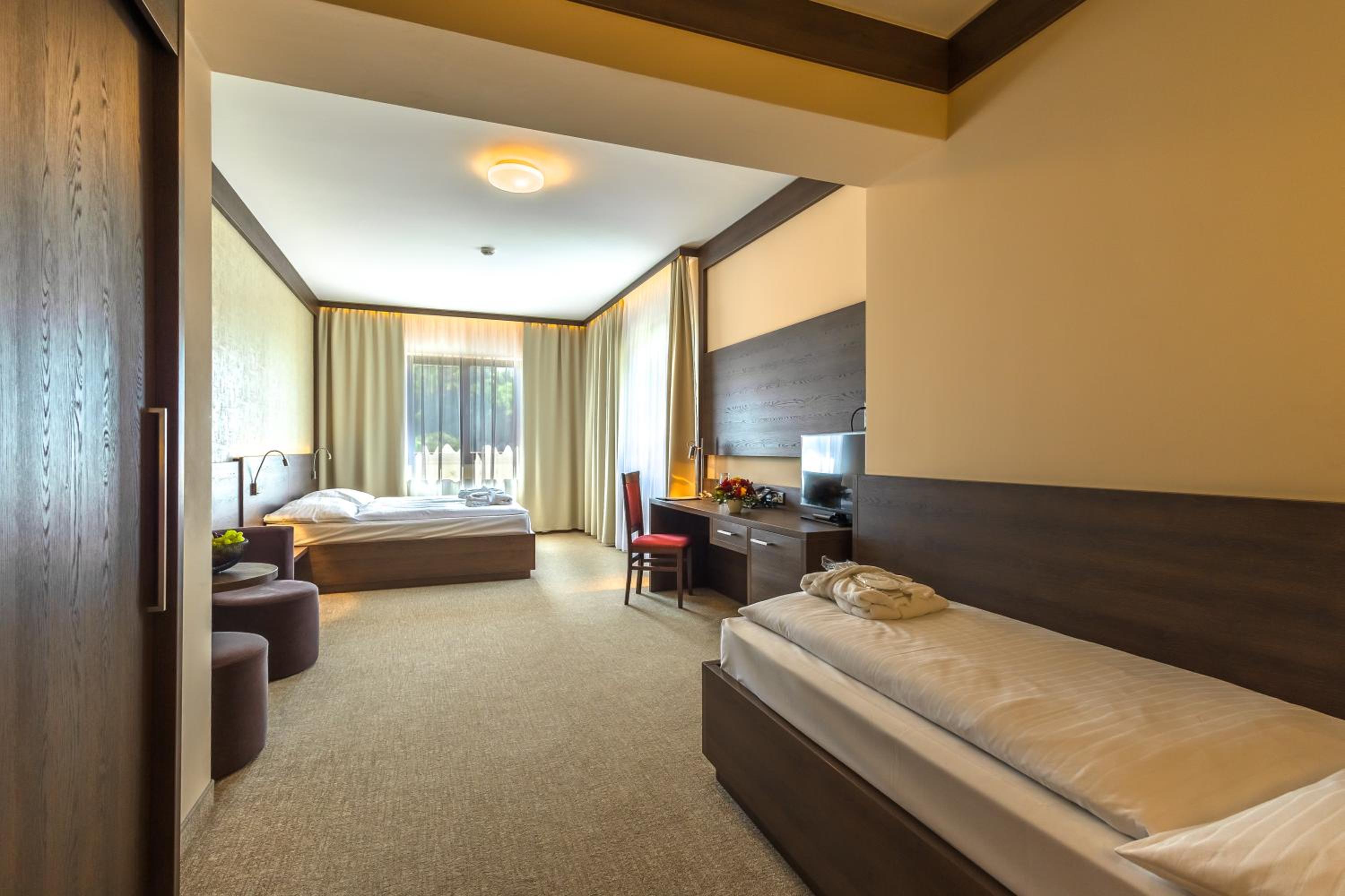 Triple Room with unlimited Wellness Access photo 2
