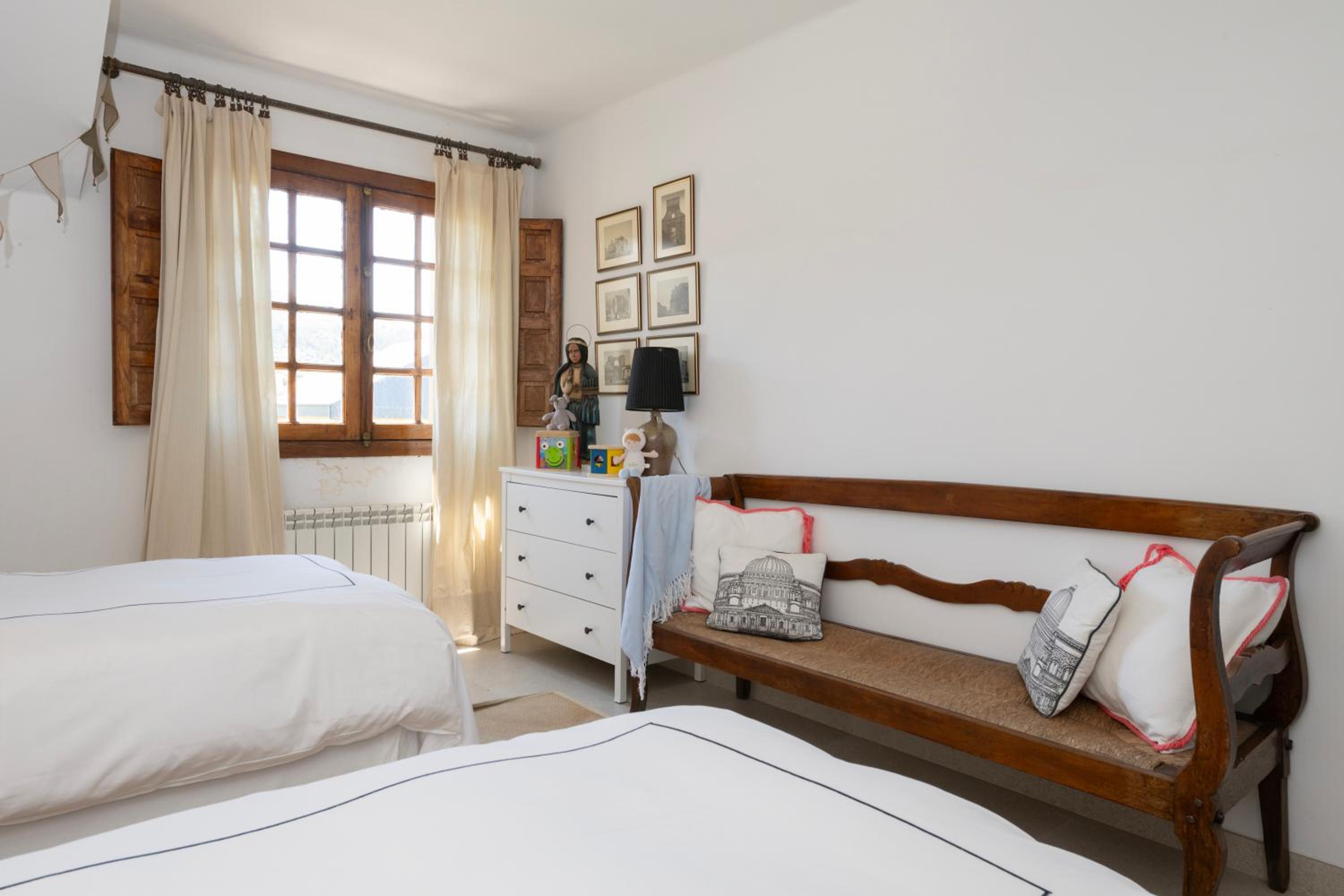 Villa photo 2
