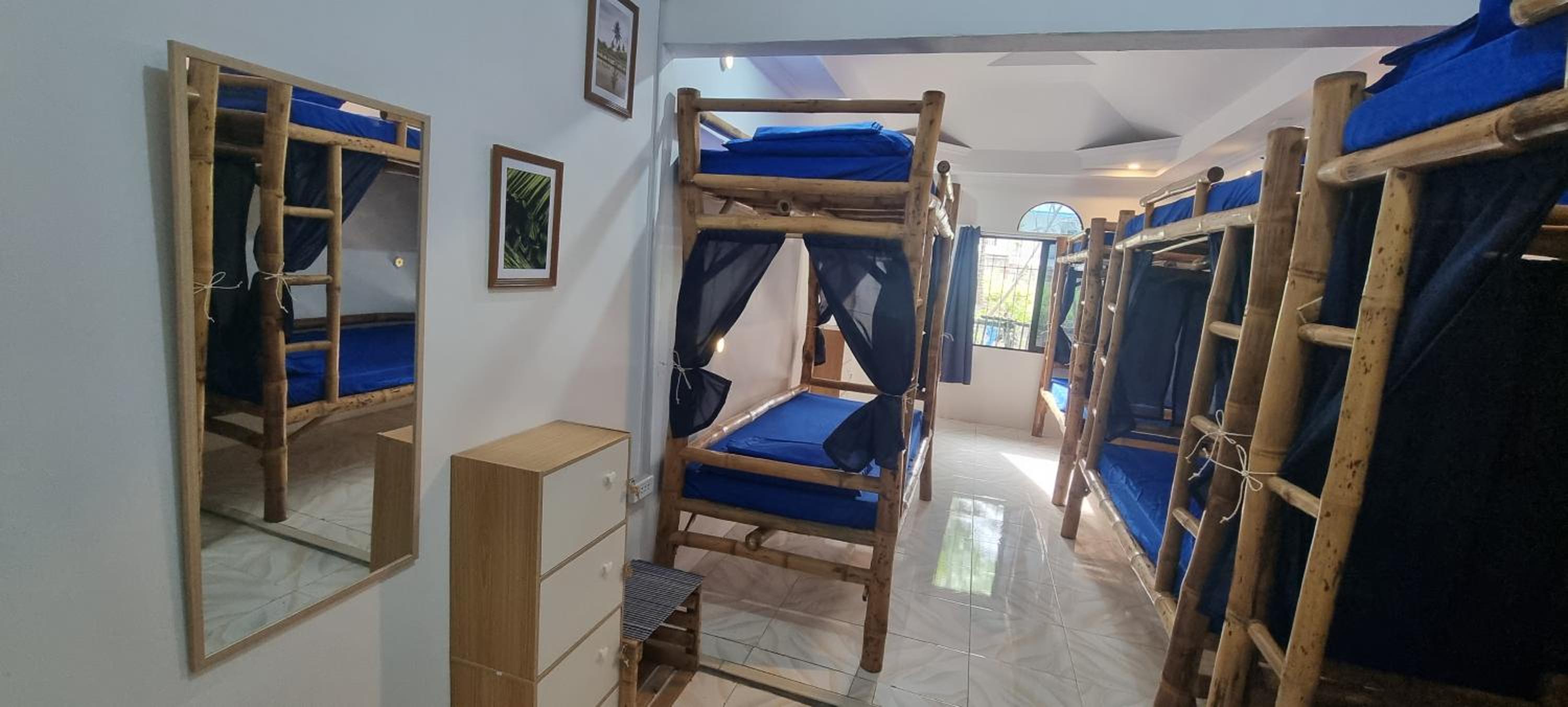 Bed in 8-Bed Mixed Dormitory Room photo 2