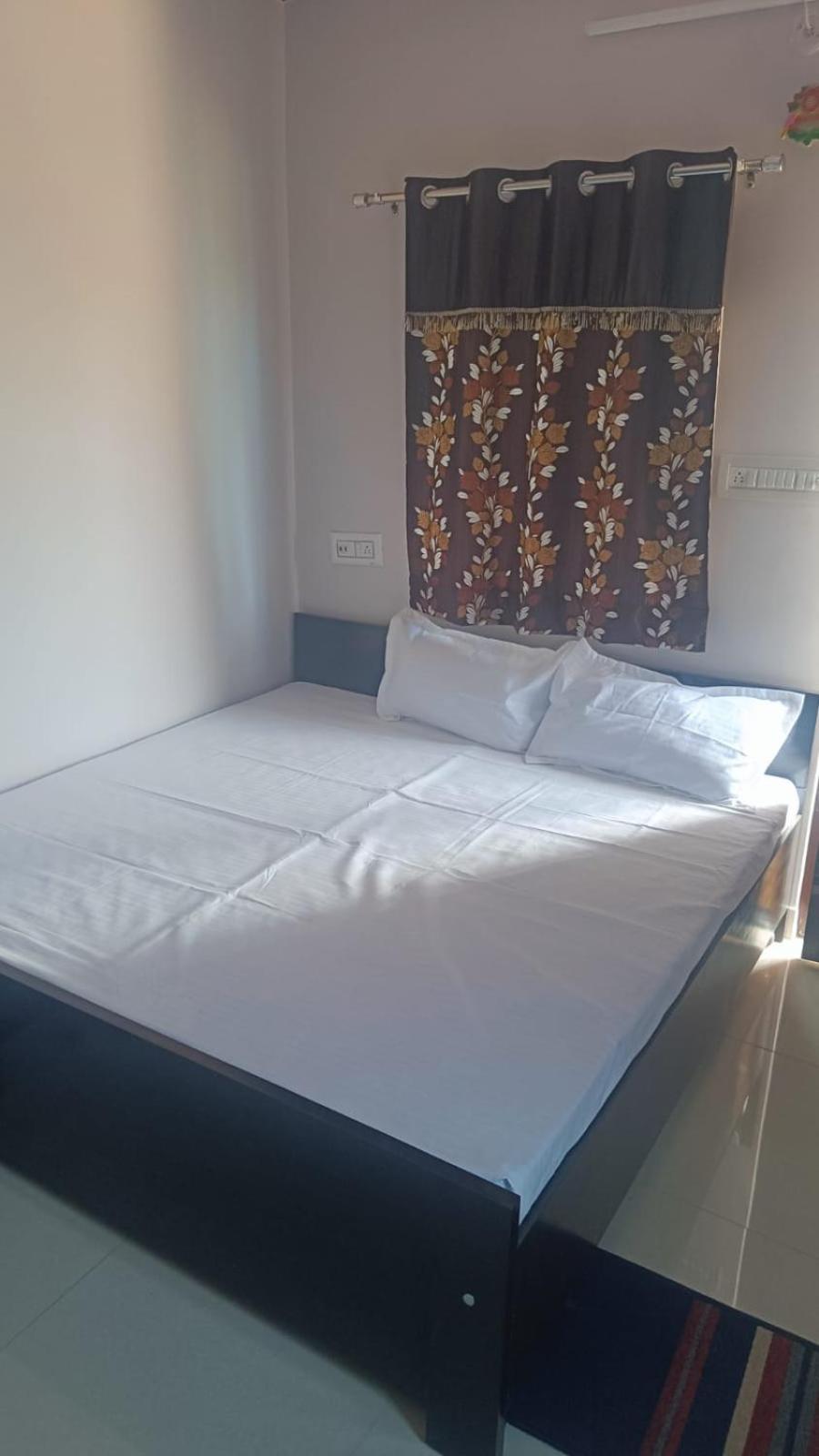 Standard King Room photo 1