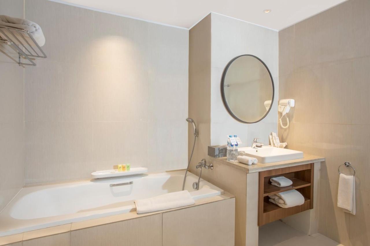 Suite Room - Photo 2