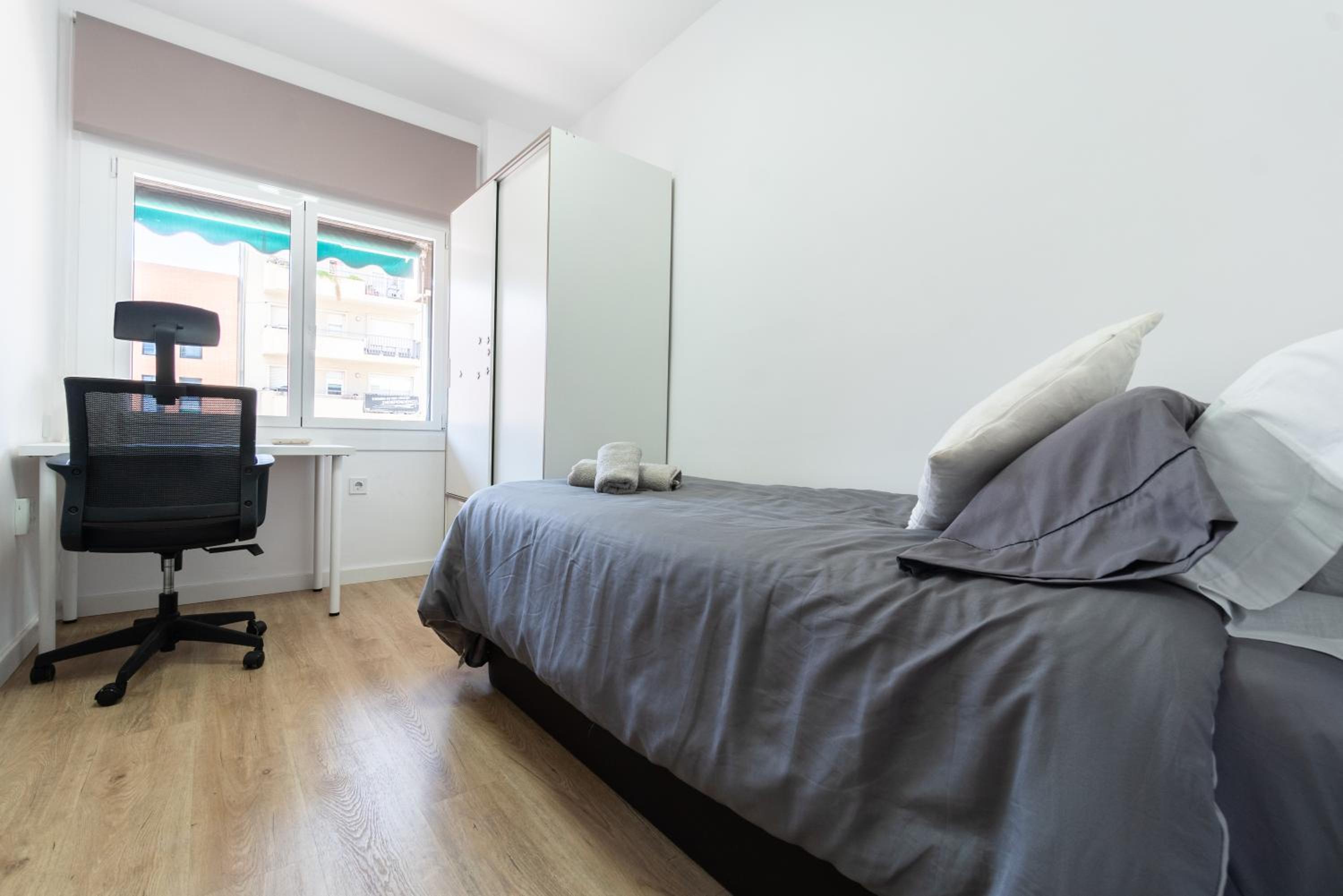Apartamento de Cuatro Habitaciones