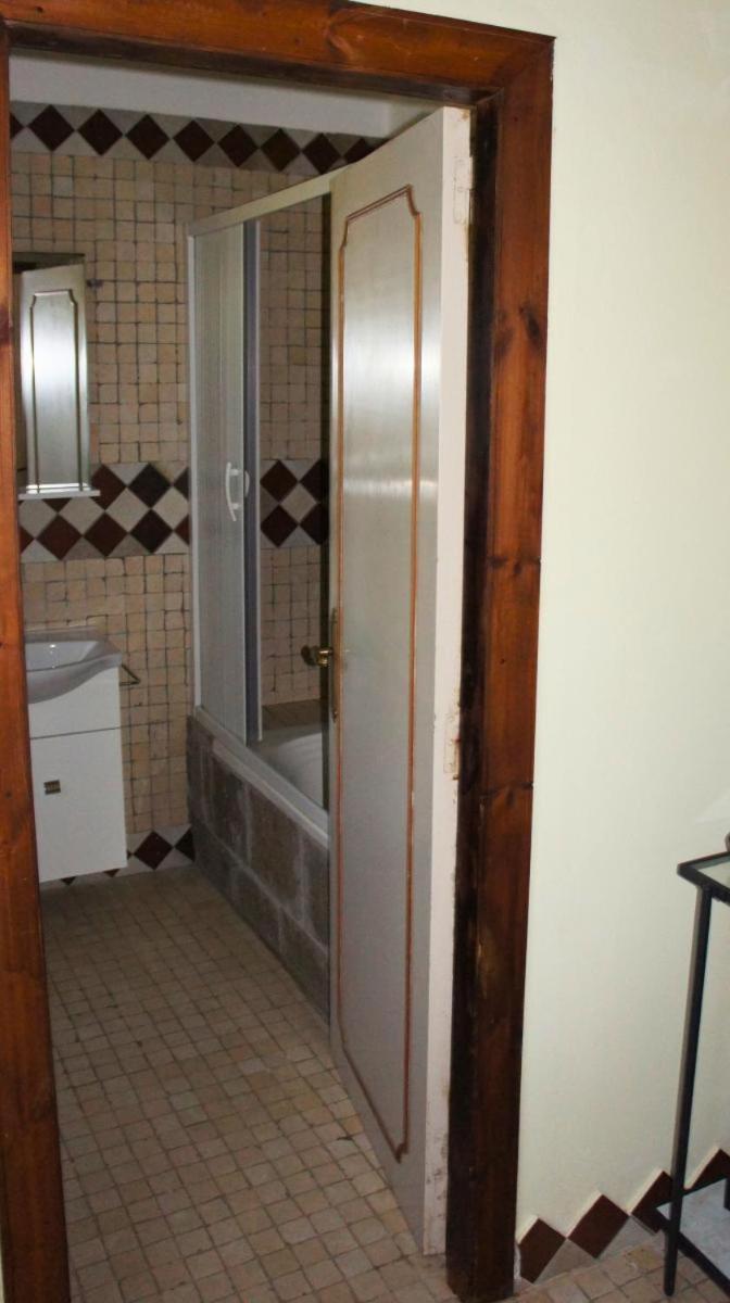 Superior Double Room - Photo 9