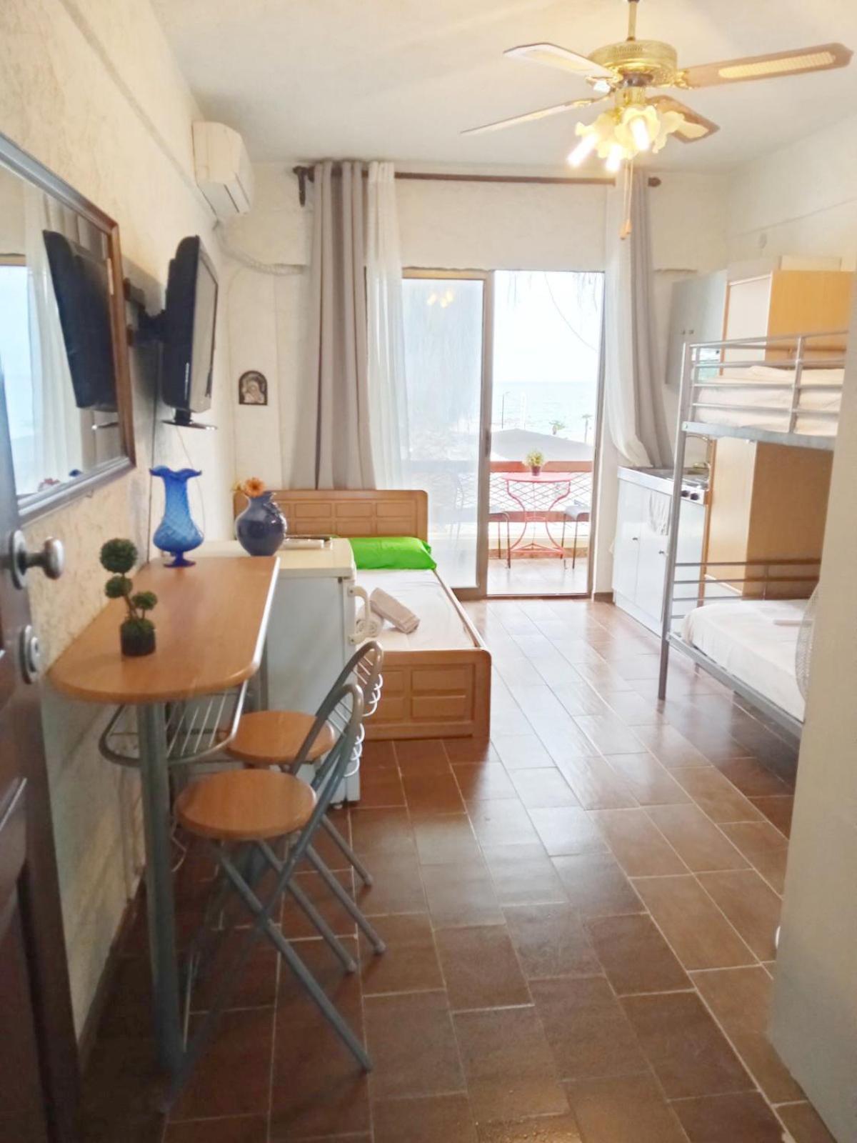 Studio with Sea View