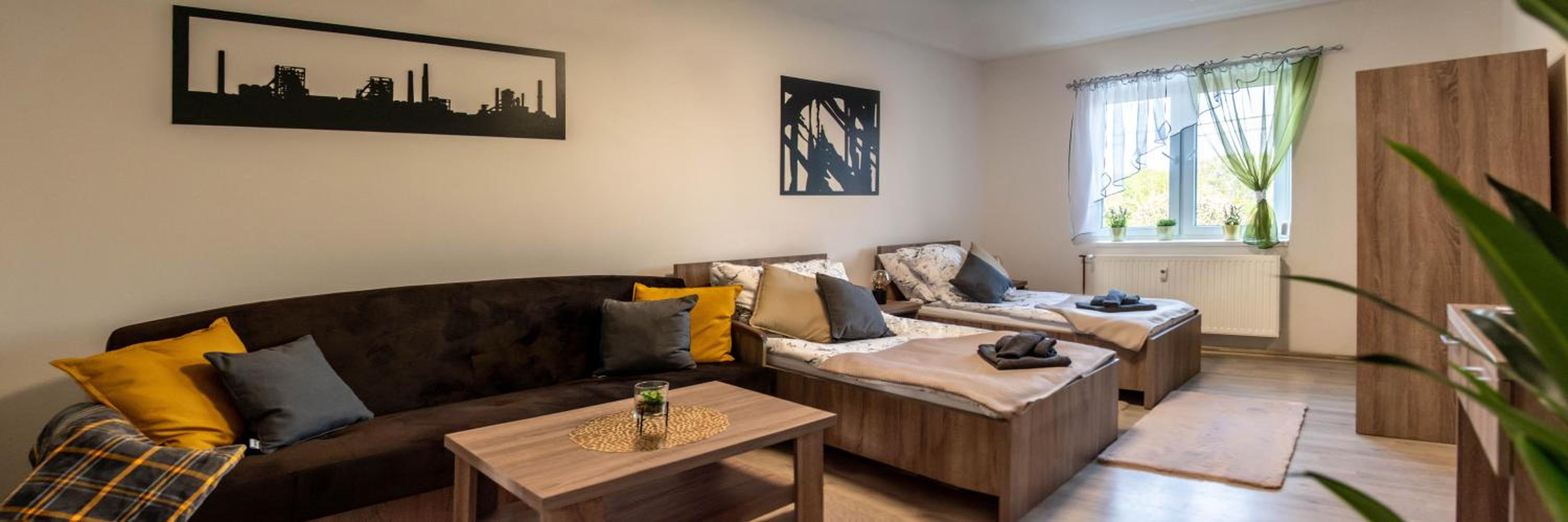 One-Bedroom Apartment photo 1