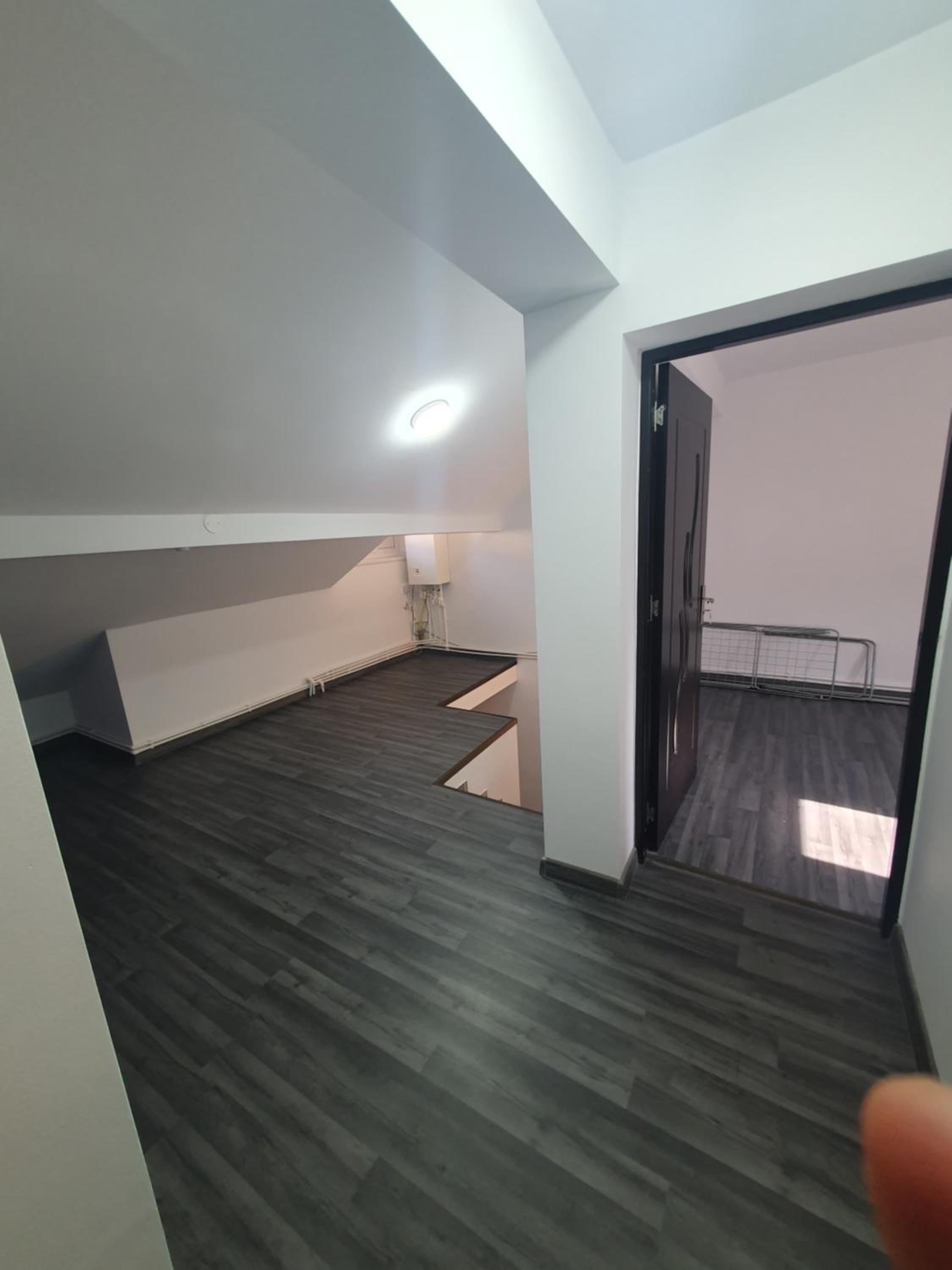 One-Bedroom Apartment photo 3
