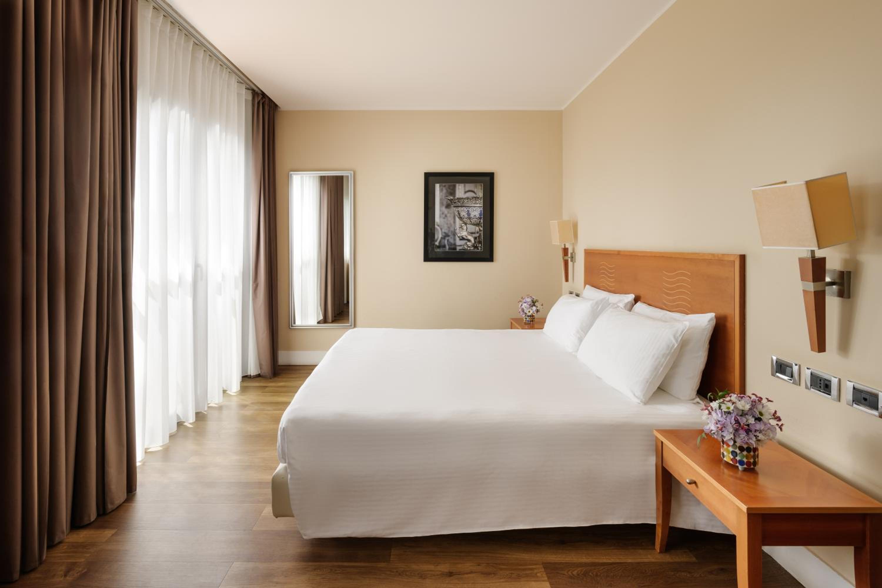 Superior Double or Twin Room - Photo 6
