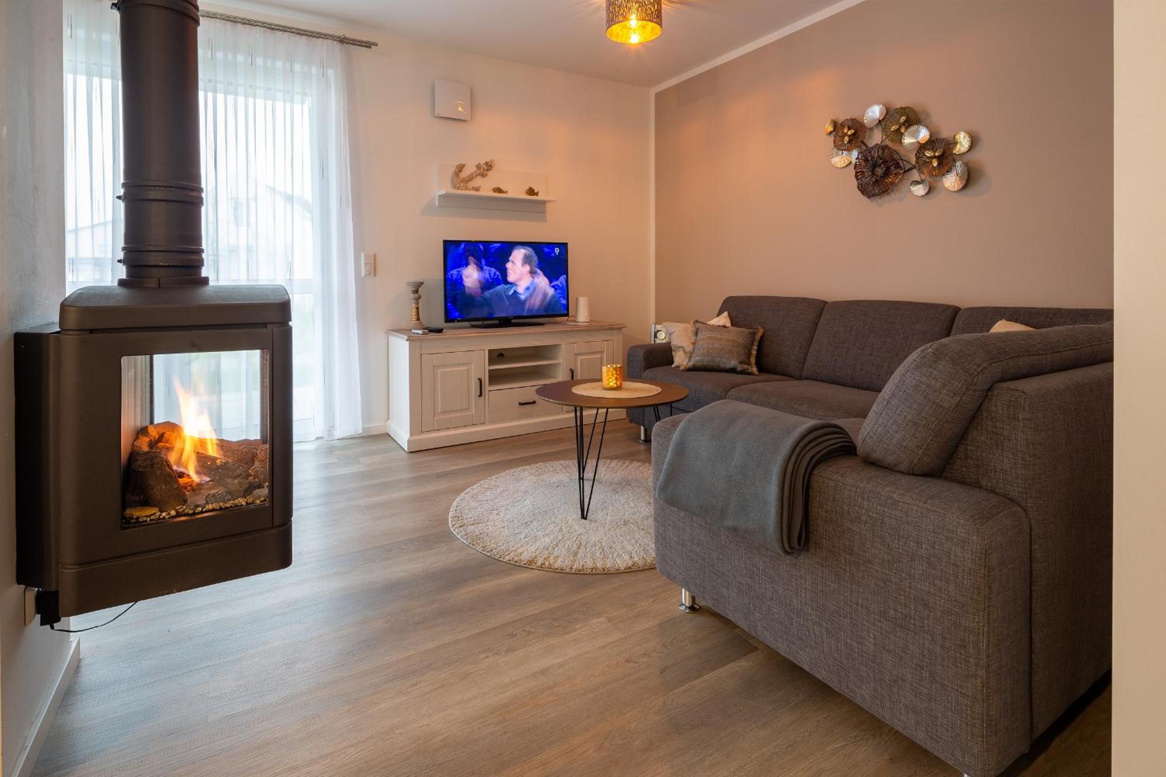 Apartment with Lake View photo 1