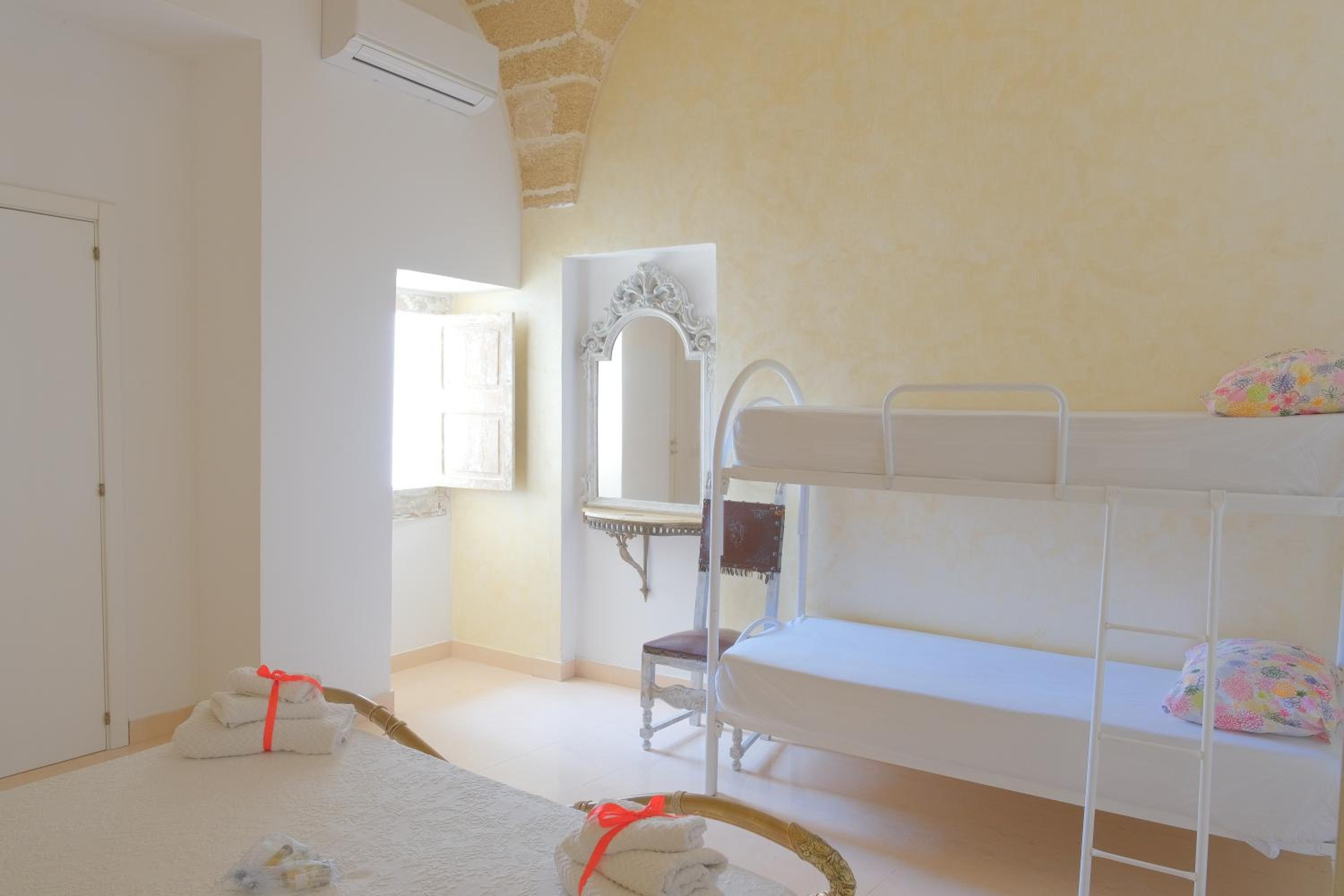One-Bedroom Family Apartment photo 2