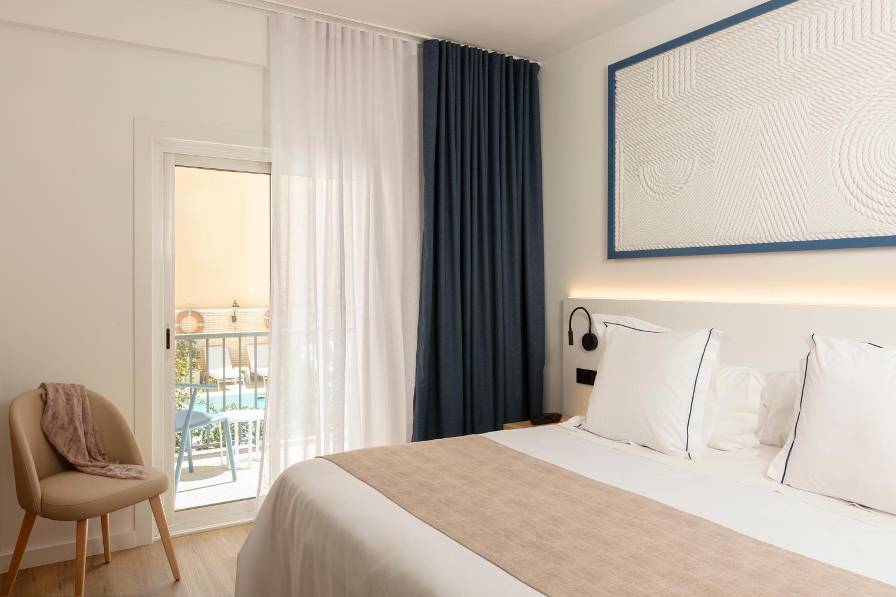 Double or Twin Room with Pool View