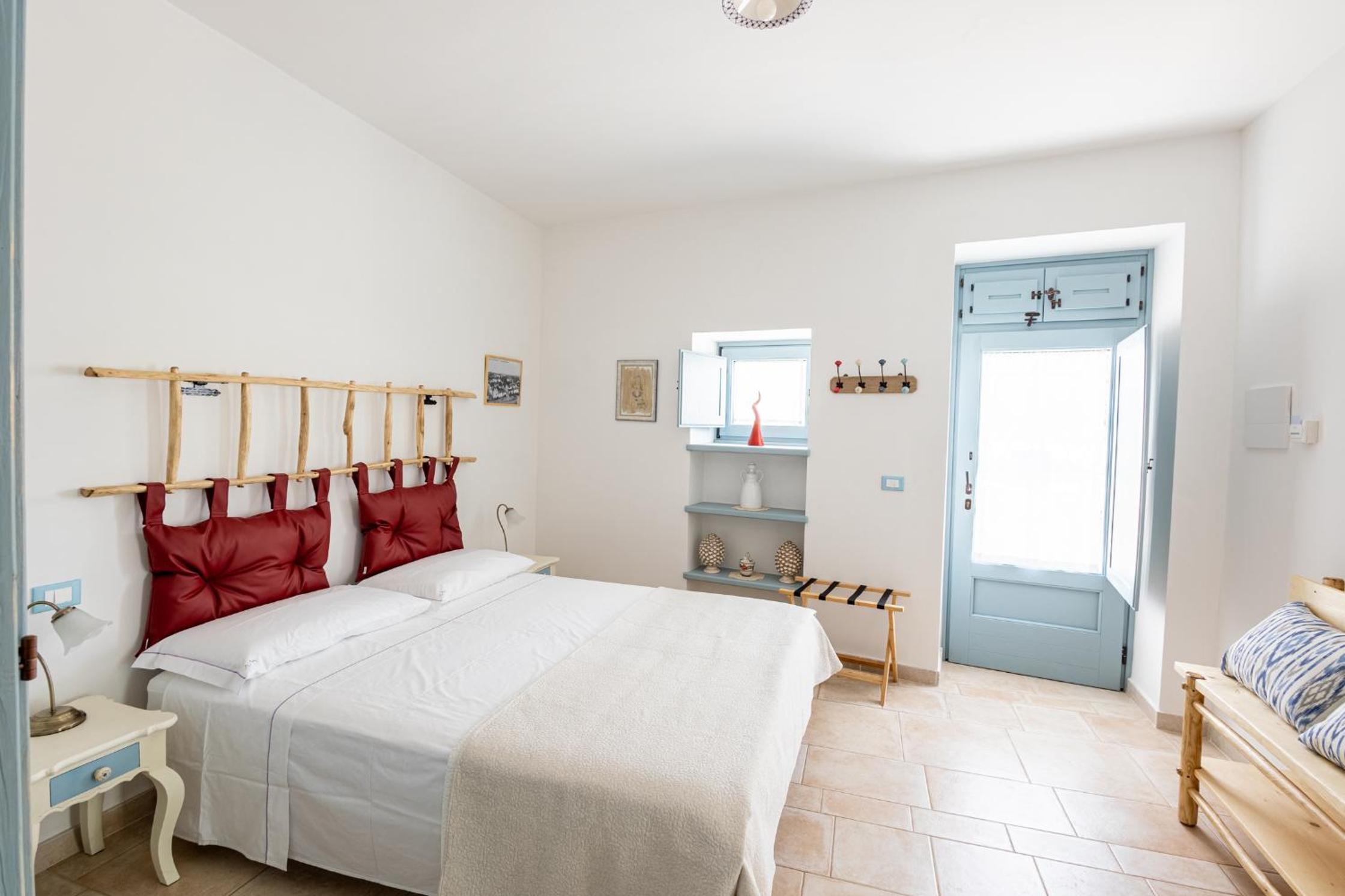 Four-Bedroom House photo 1