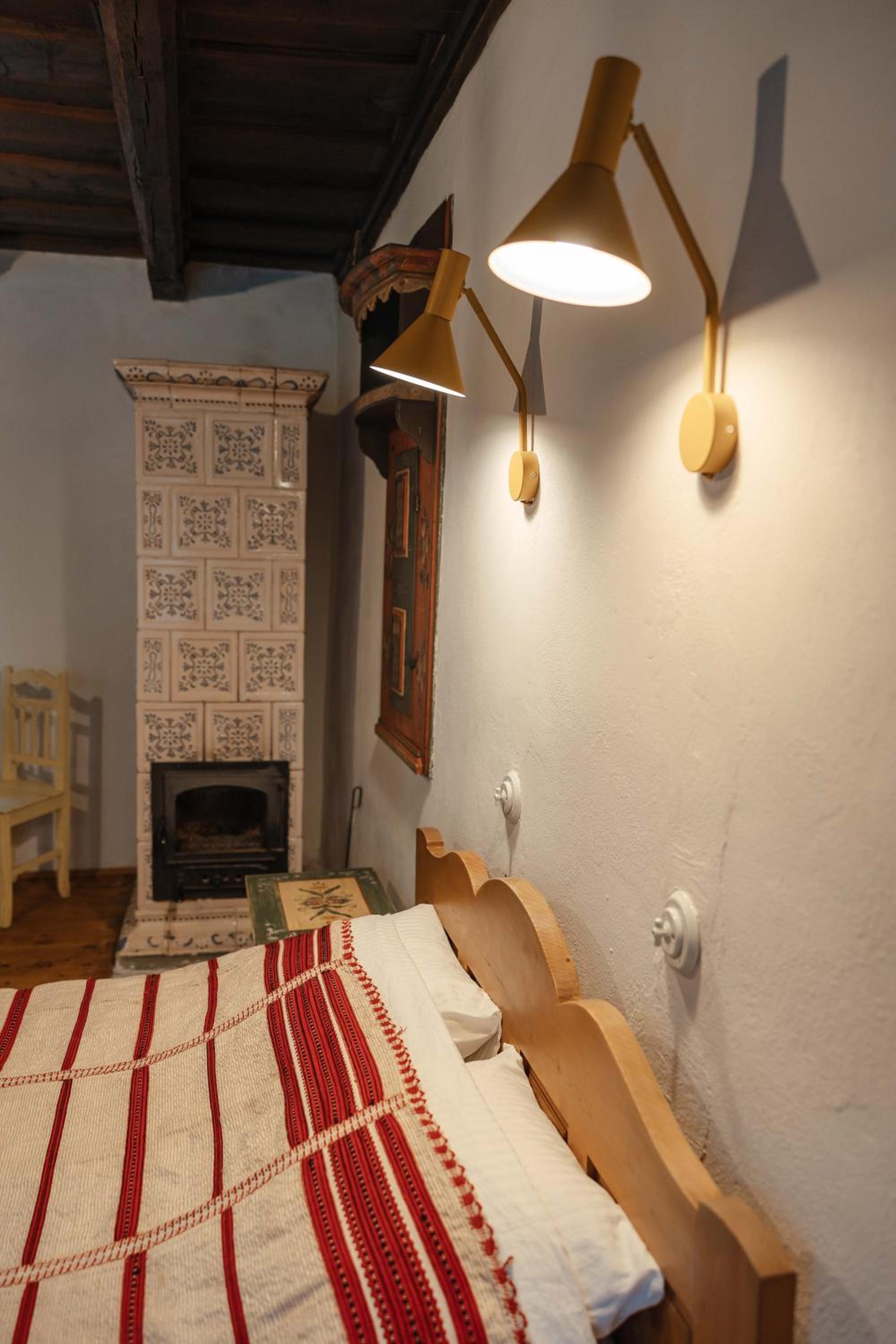 Two-Bedroom Apartment - Photo 24