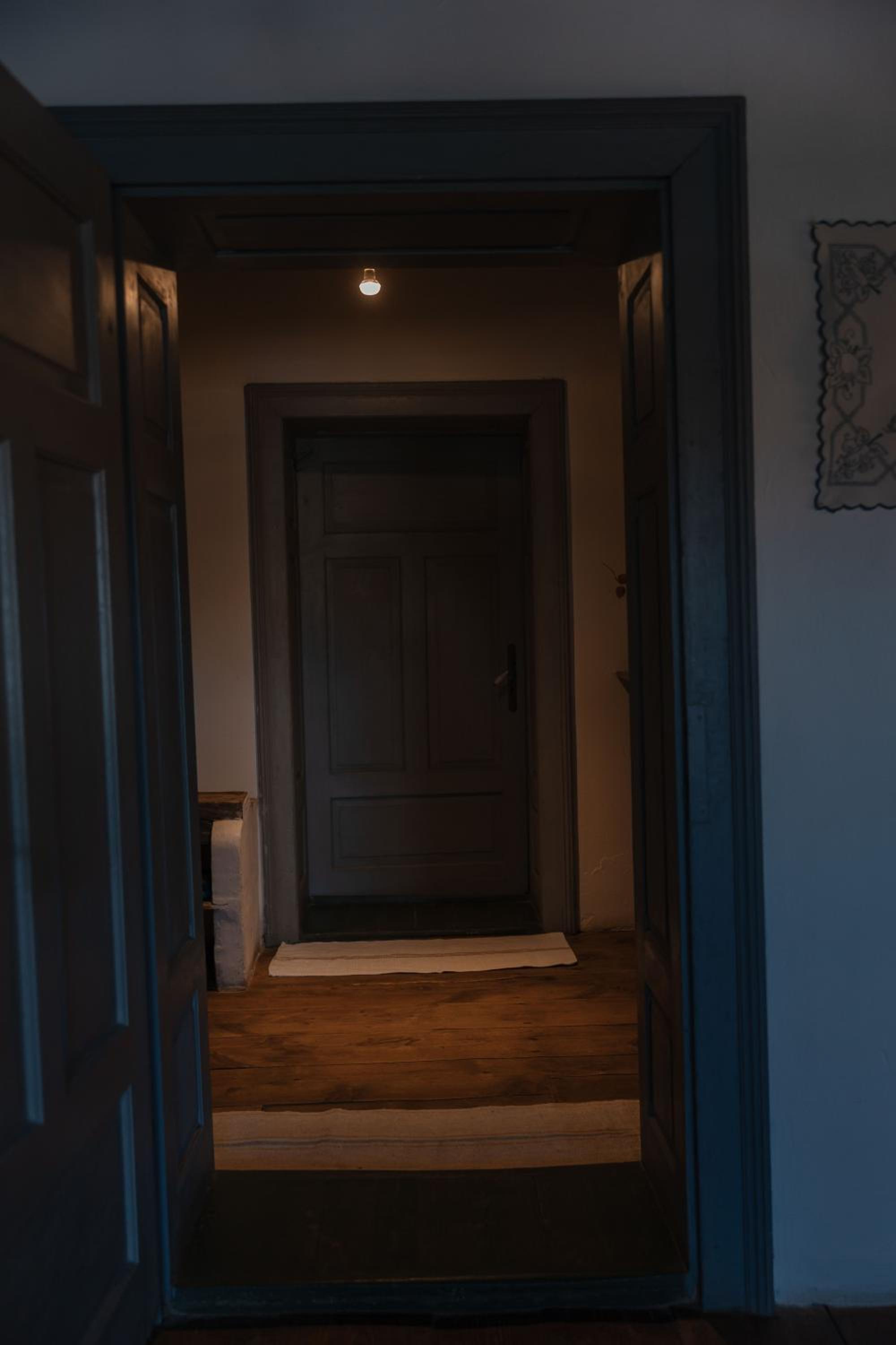 Two-Bedroom Apartment - Photo 26