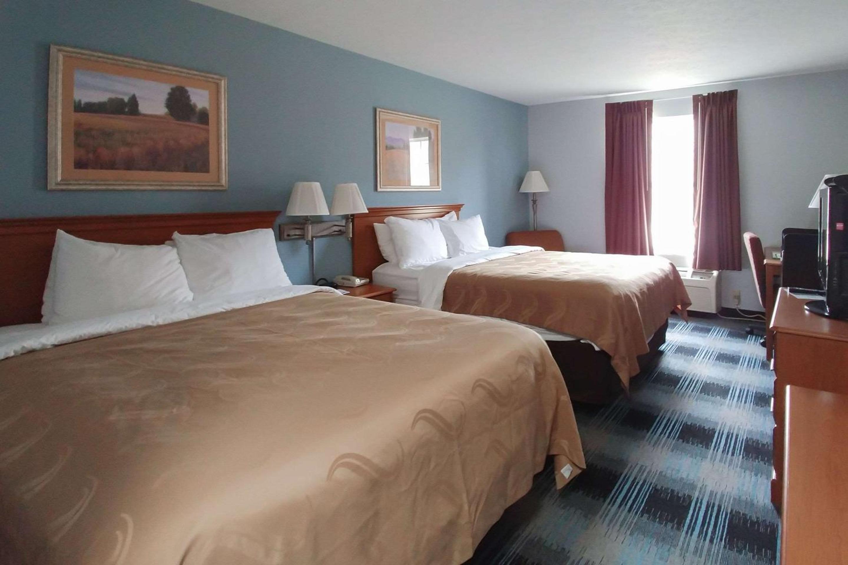 Double Room with Two Double Beds - Non-Smoking - Photo 1