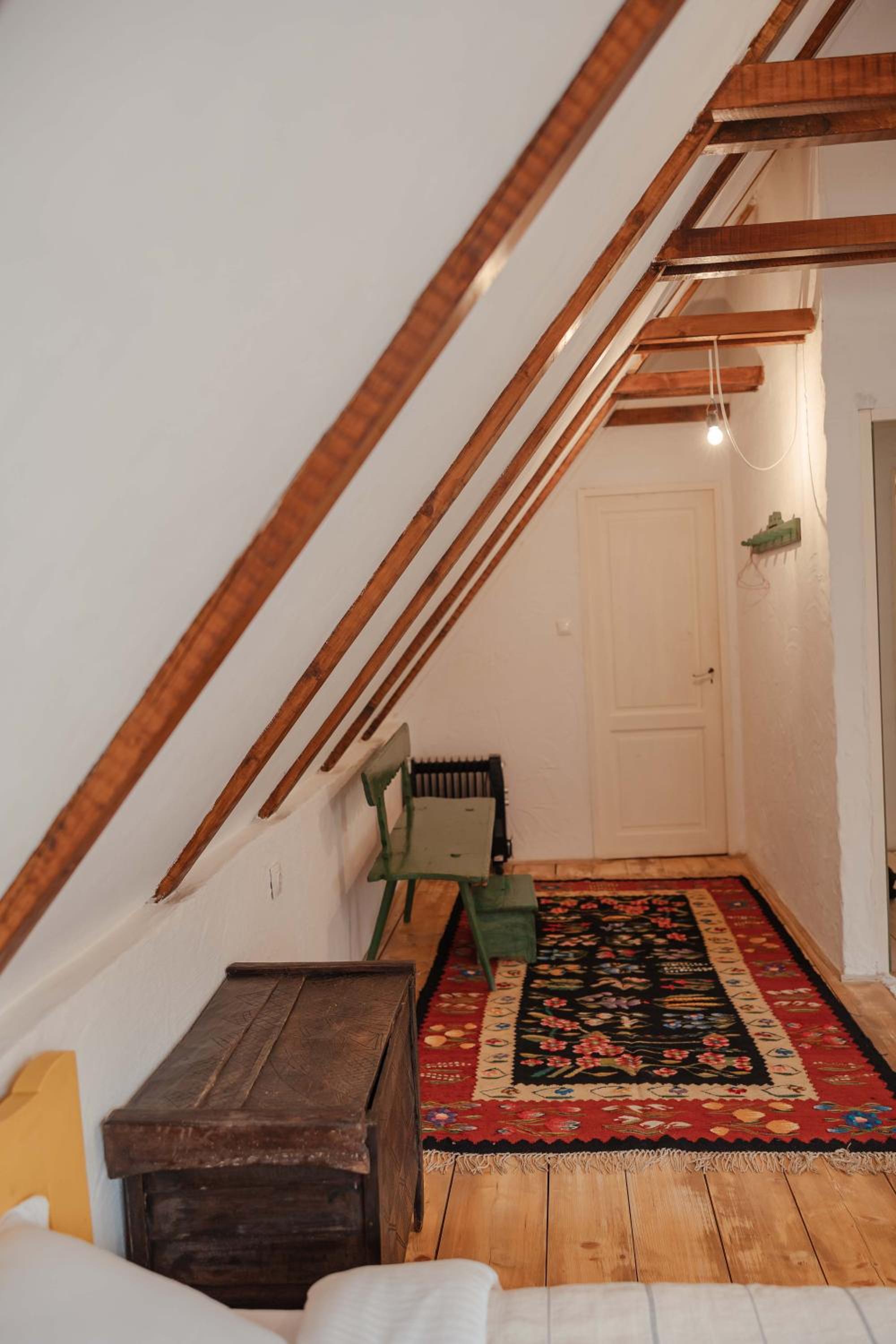 Double Room with Garden View - Photo 5